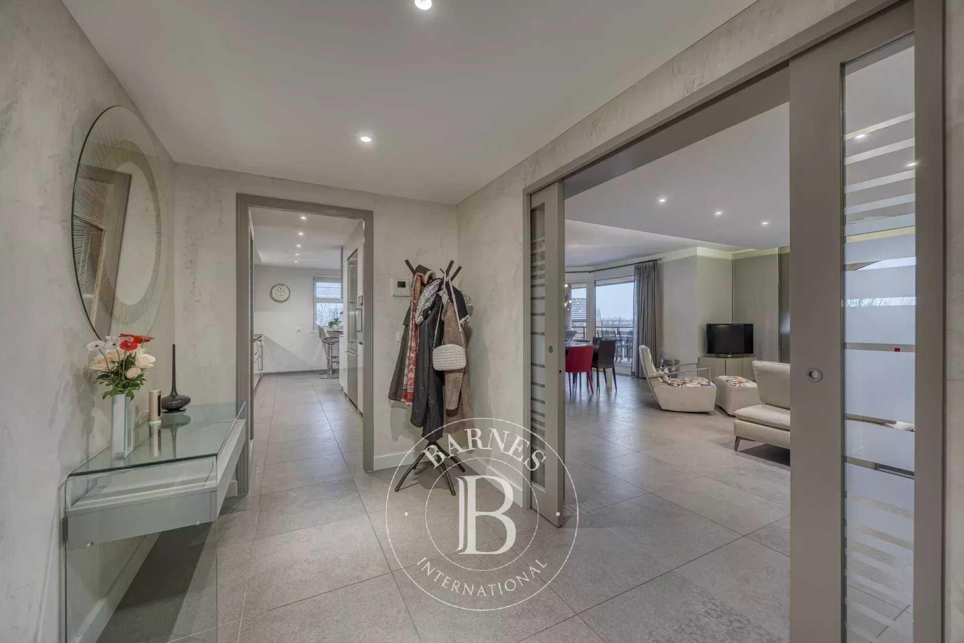 Prévessin-Moëns  - Apartment 4 Bedrooms