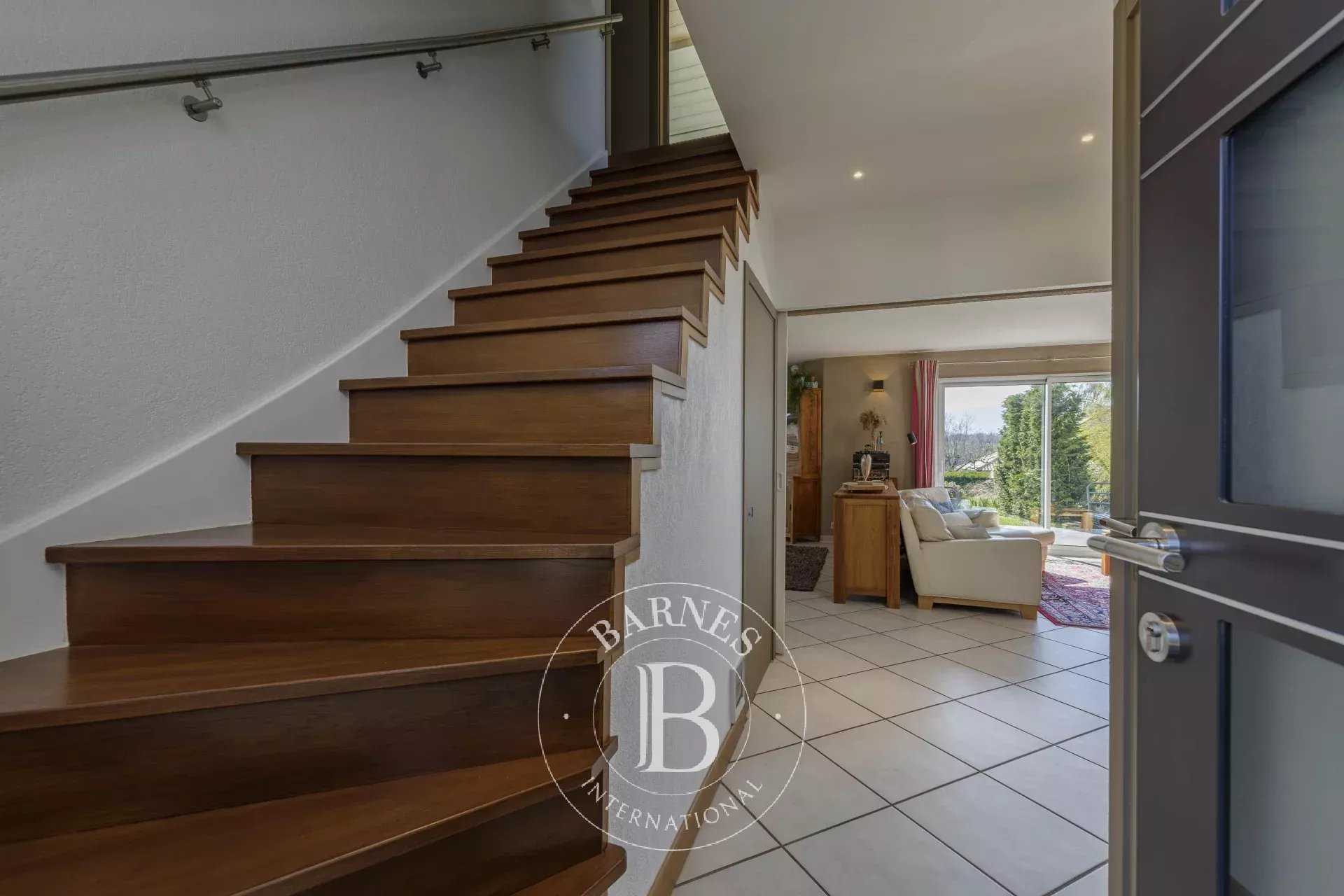 Bonne  - Maison 5 Pi&egrave;ces 4 Chambres