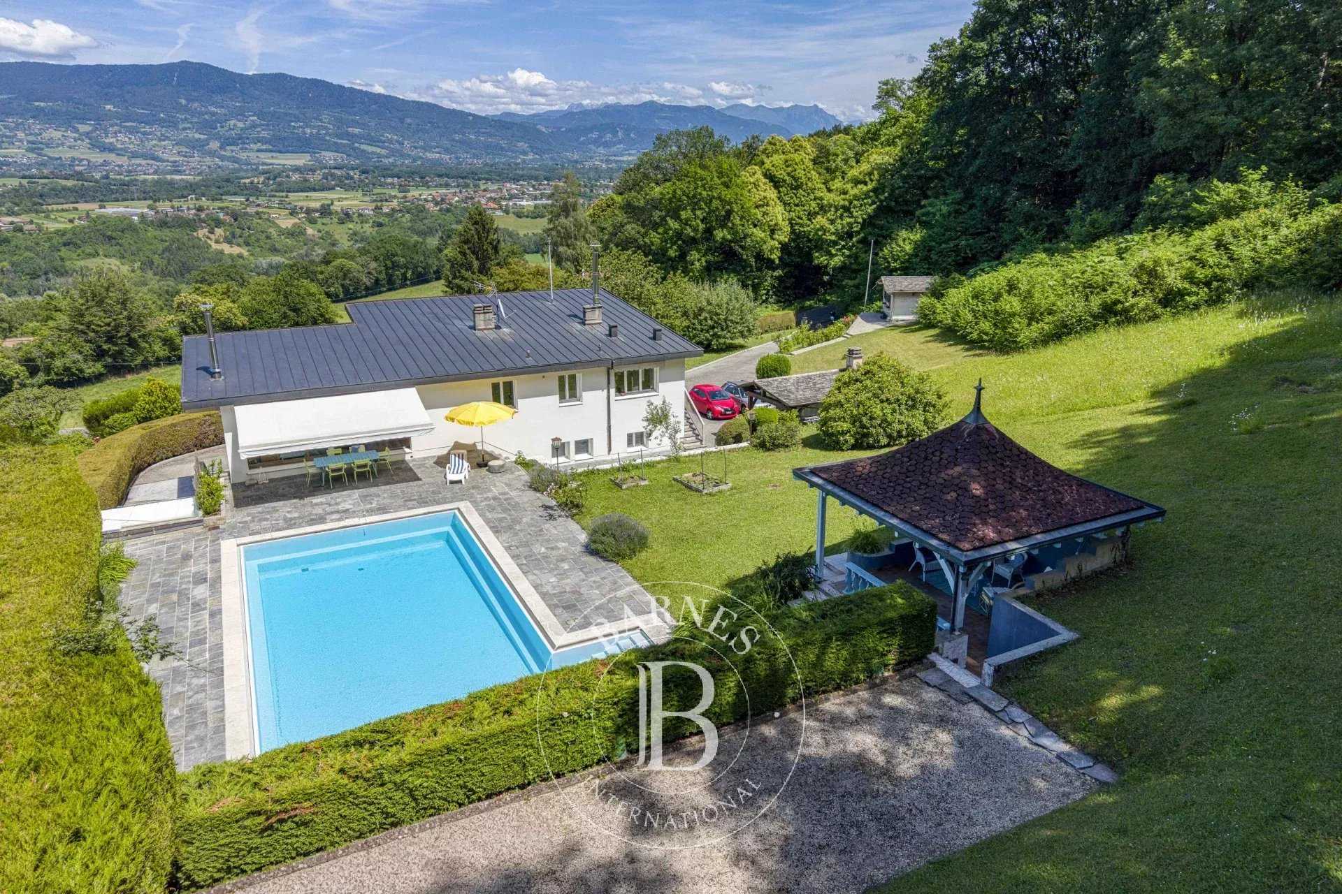 Reignier-Ésery  - Maison 6 Pi&egrave;ces 4 Chambres