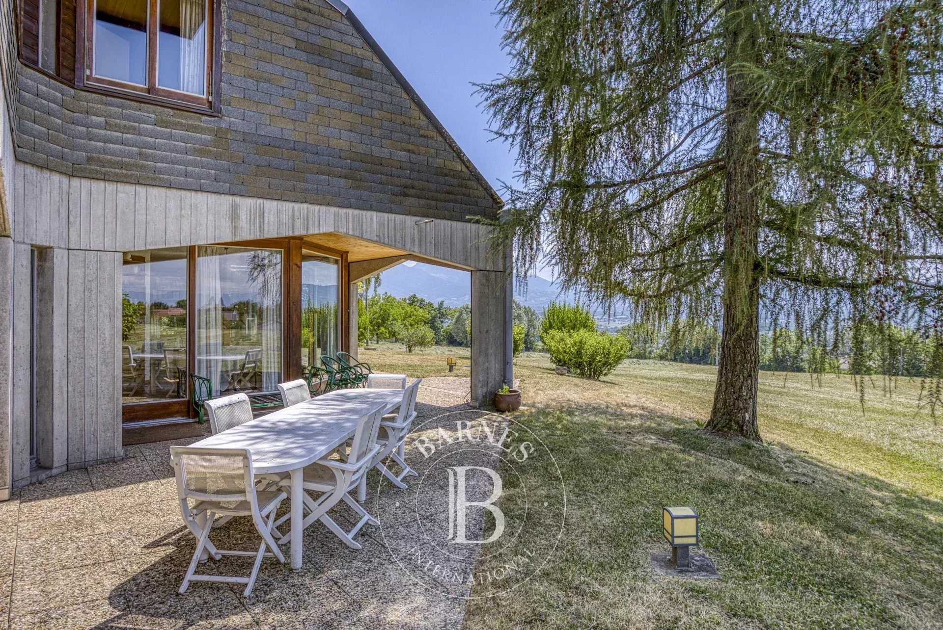 Fillinges  - Maison 8 Pi&egrave;ces 8 Chambres