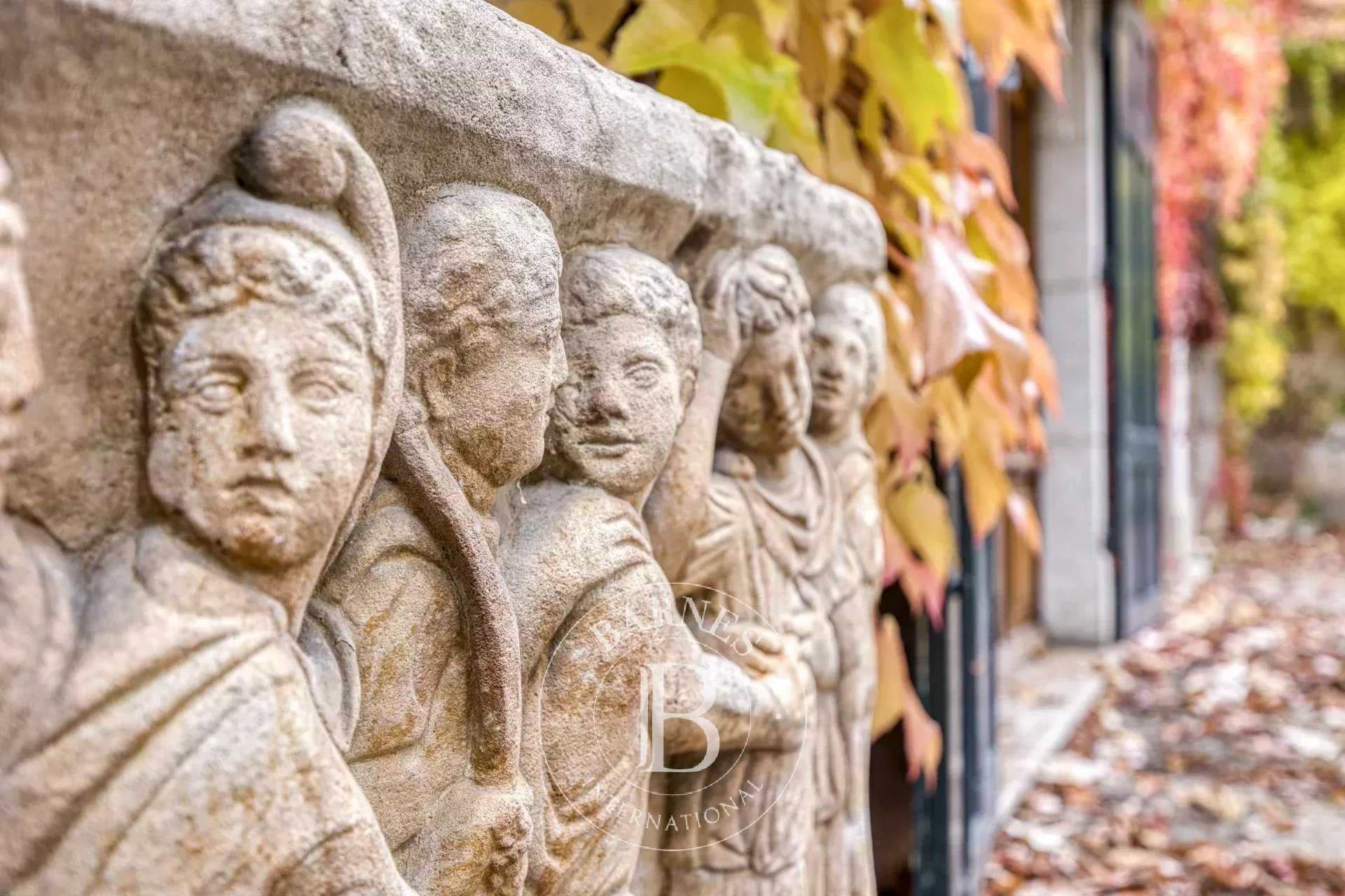 Fillinges  - Property 5 Bedrooms