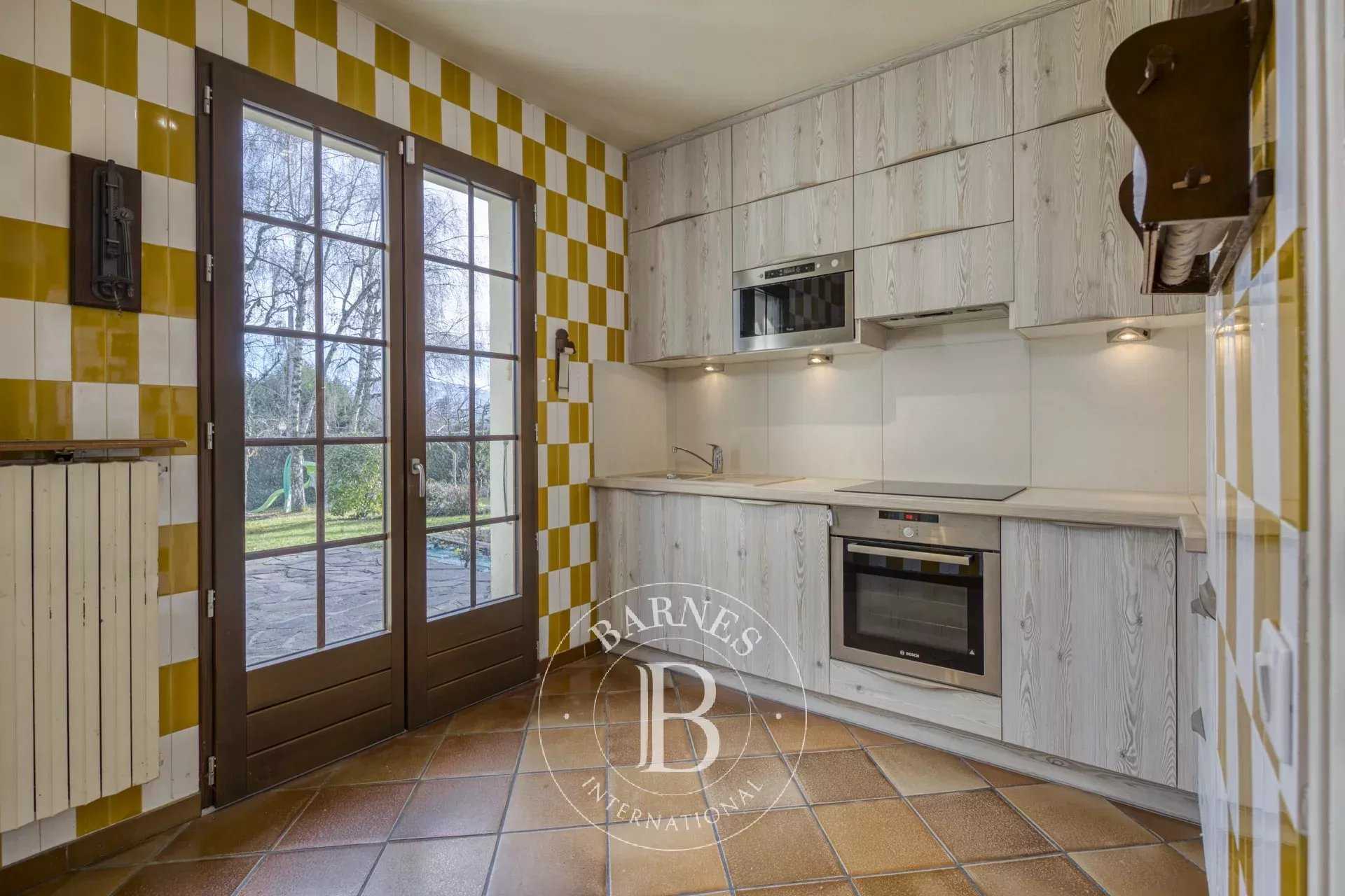 Reignier-Ésery  - Maison 7 Pi&egrave;ces 4 Chambres