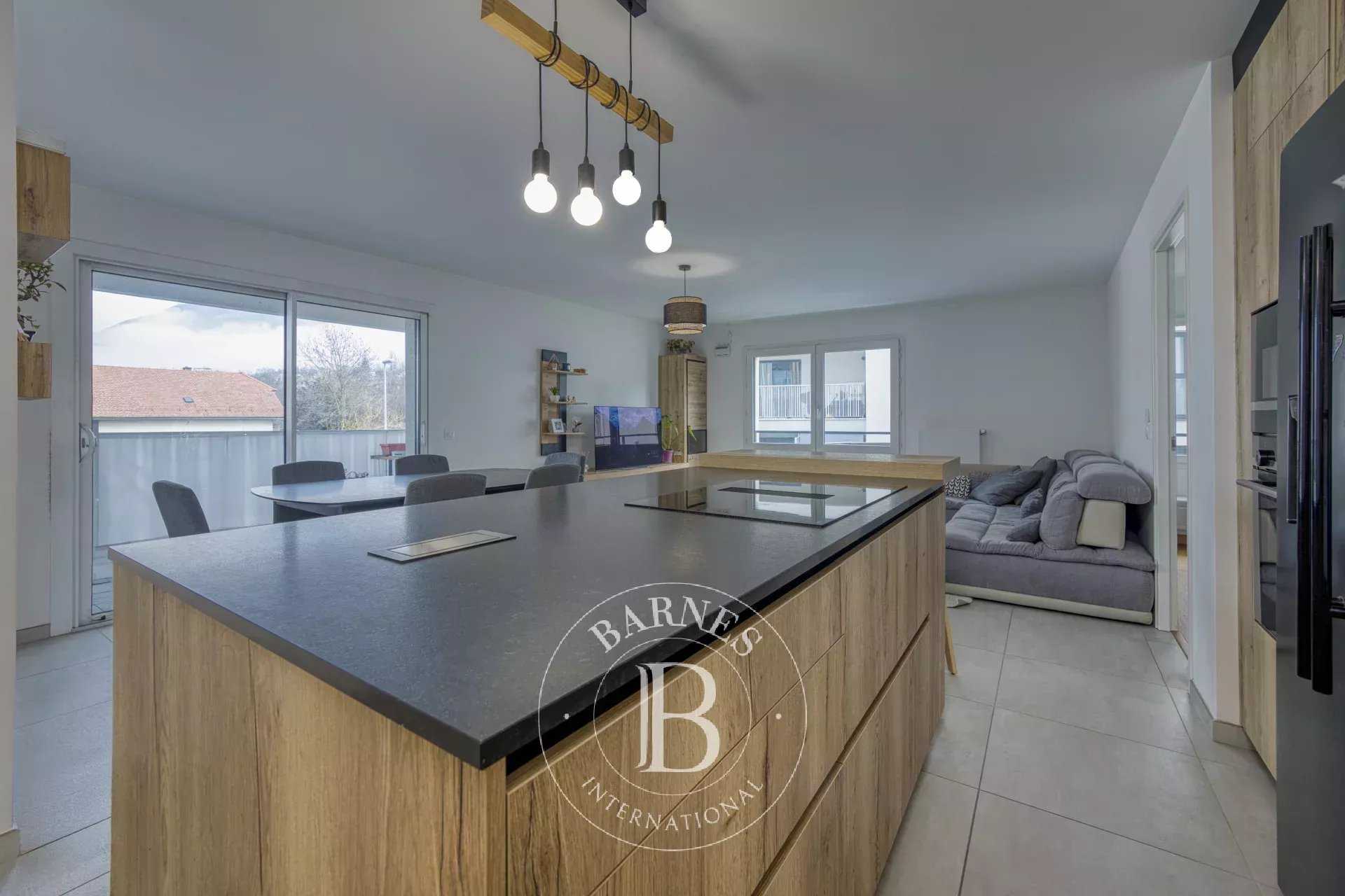 Collonges-sous-Salève  - Appartement 4 Pi&egrave;ces 3 Chambres