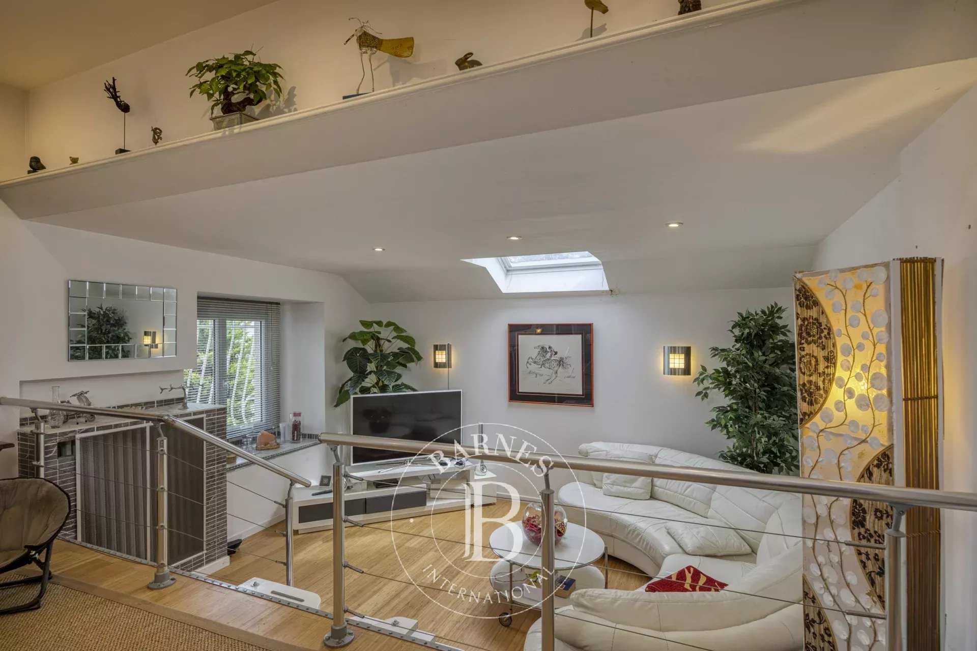 Cranves-Sales  - House 4 Bedrooms