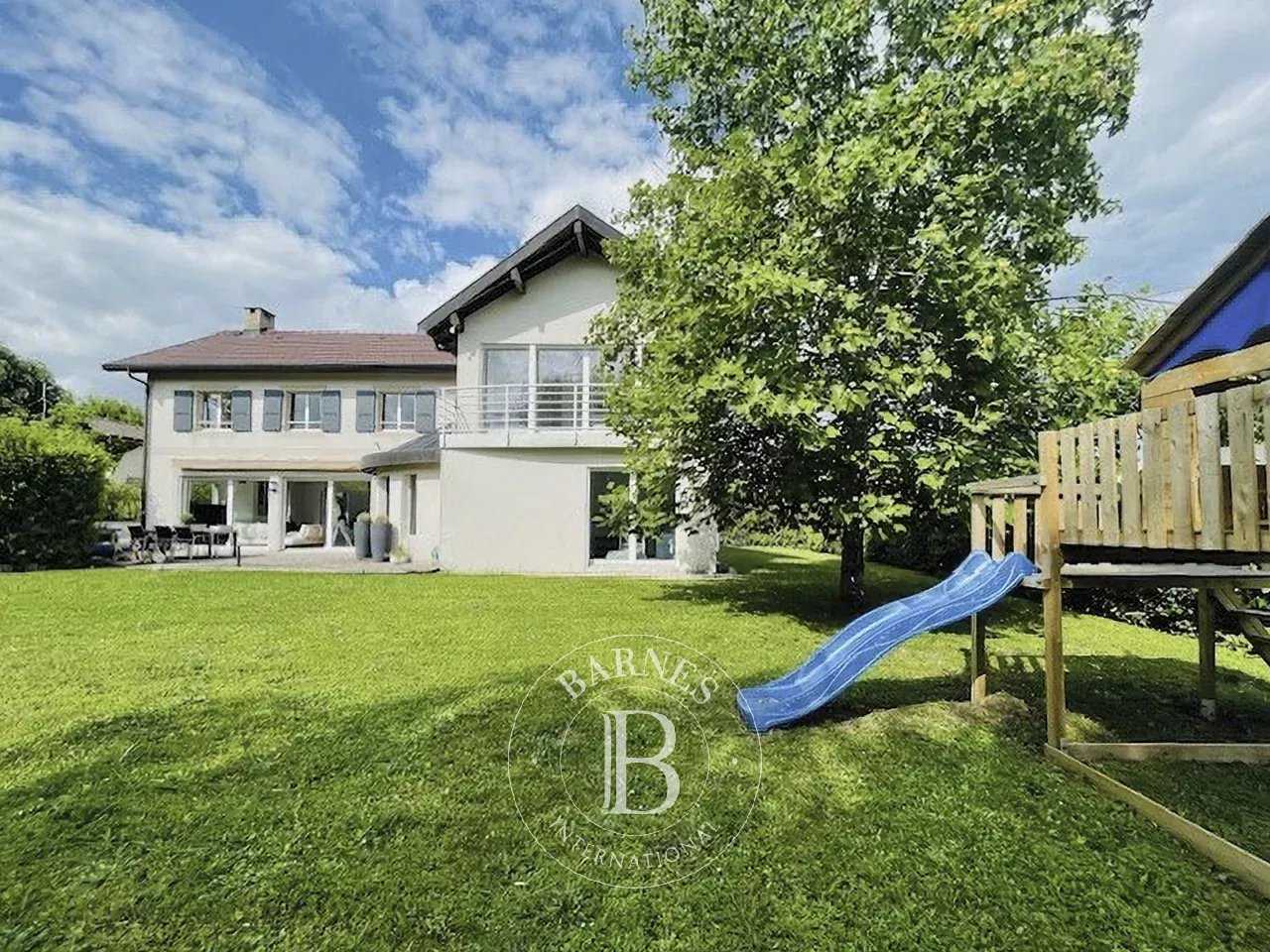 Divonne-les-Bains  - Villa 5 Bedrooms