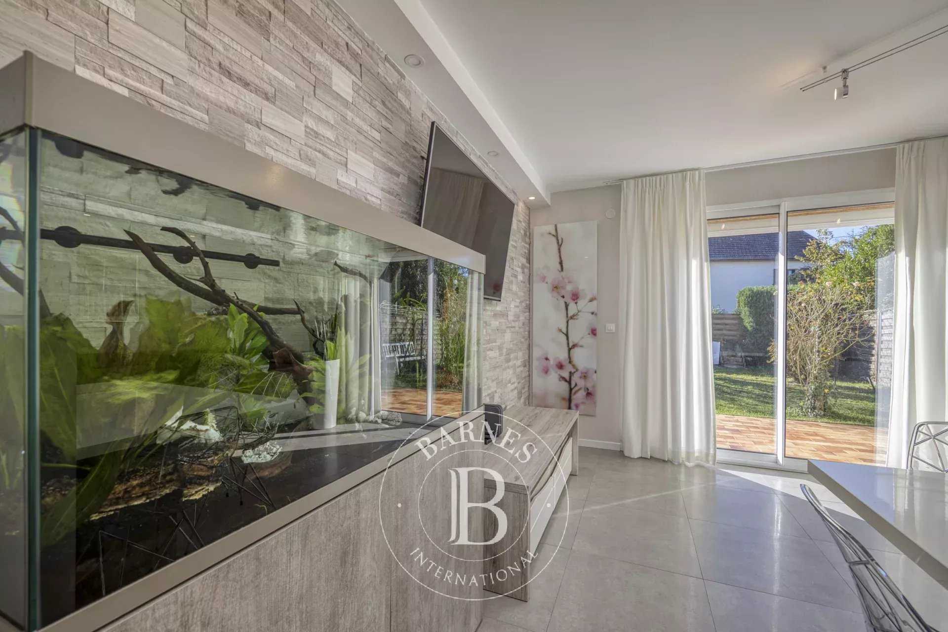 Vétraz-Monthoux  - House 2 Bedrooms