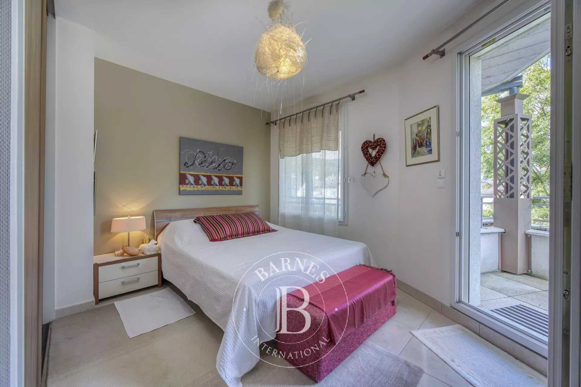 Divonne-les-Bains  - Appartement 3 Pi&egrave;ces 2 Chambres