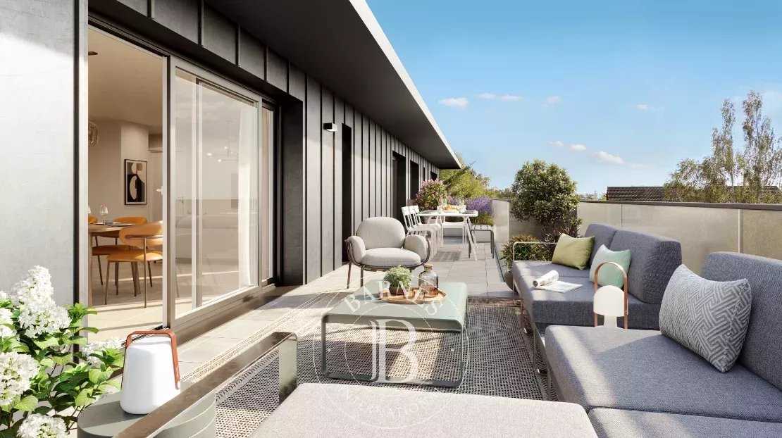 Divonne-les-Bains  - Appartement 5 Pi&egrave;ces 4 Chambres