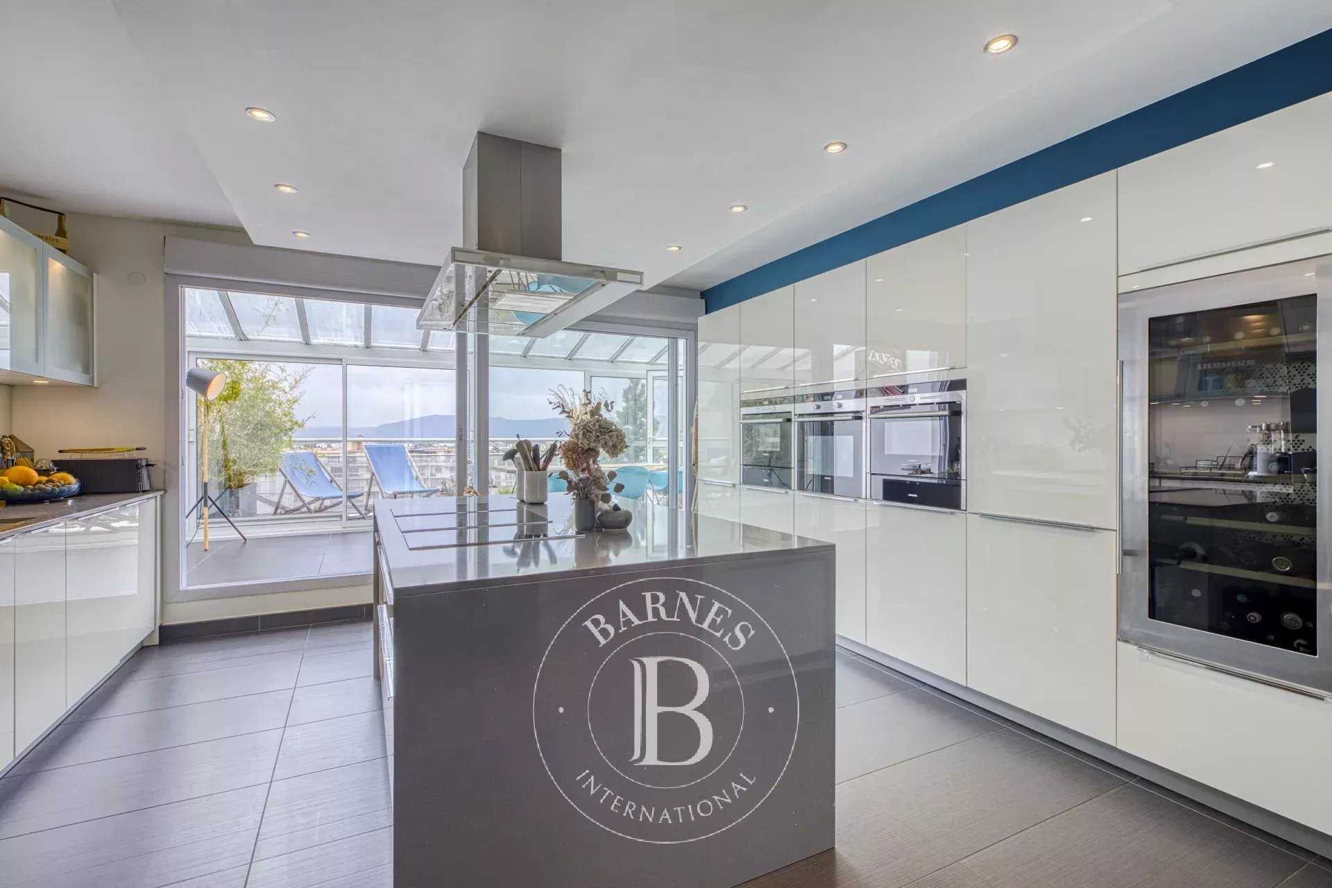 Annemasse  - Appartement 7 Pi&egrave;ces 4 Chambres