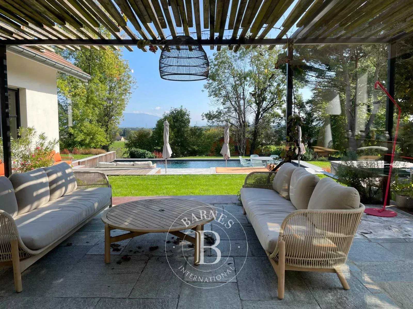 Sauverny  - Villa 5 Bedrooms