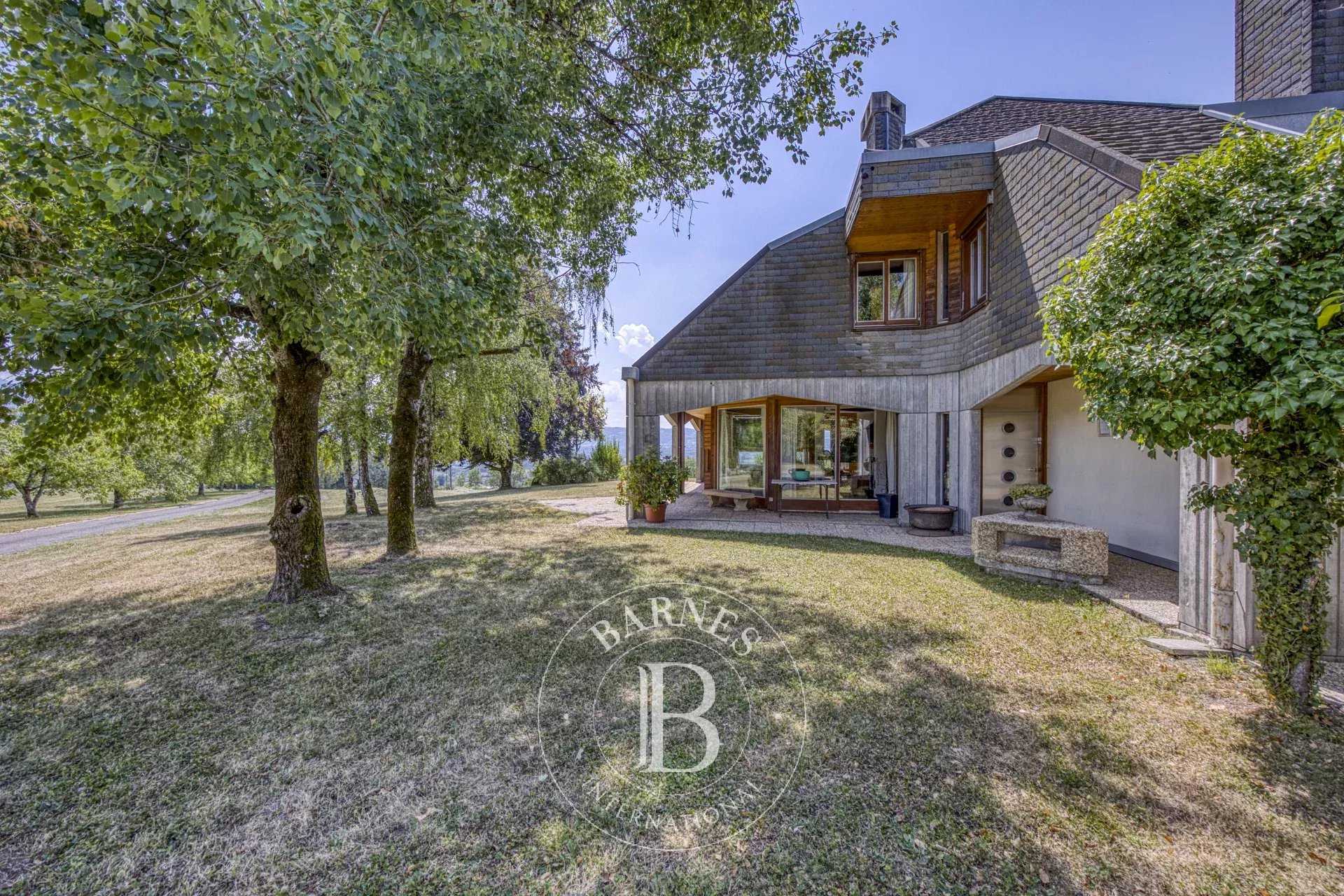 Fillinges  - Maison 8 Pi&egrave;ces 8 Chambres