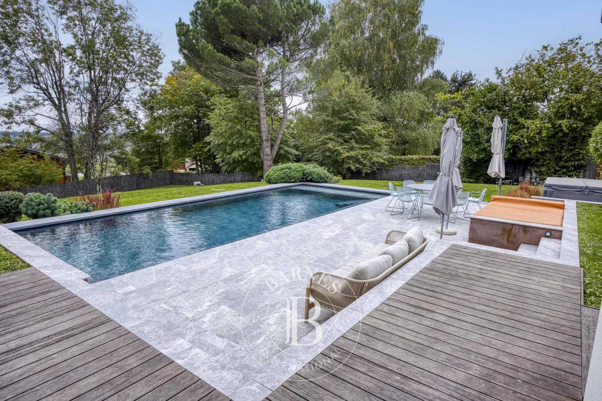 Sauverny  - Villa 5 Bedrooms