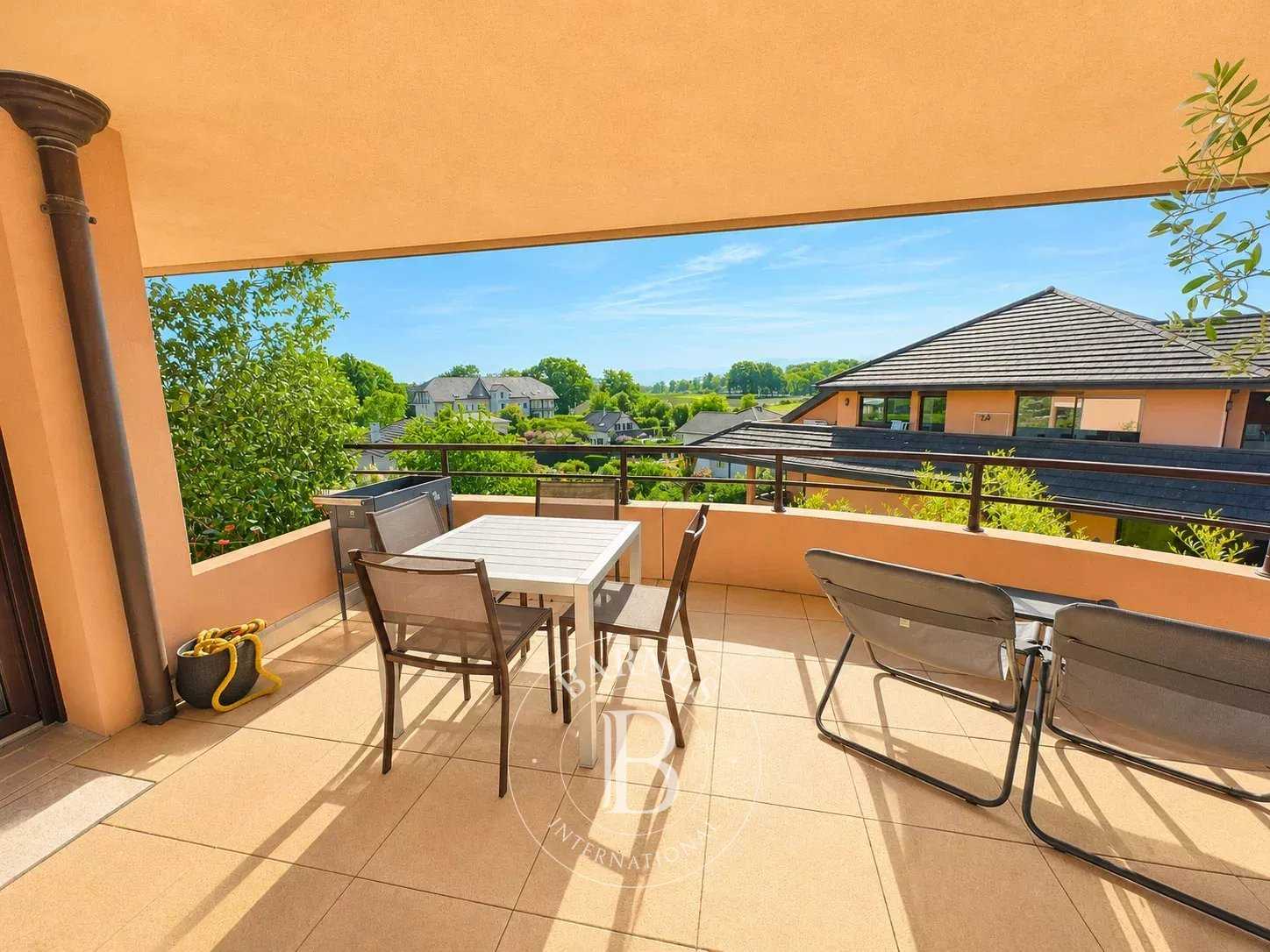 Prévessin-Moëns  - Appartement 5 Pi&egrave;ces 4 Chambres