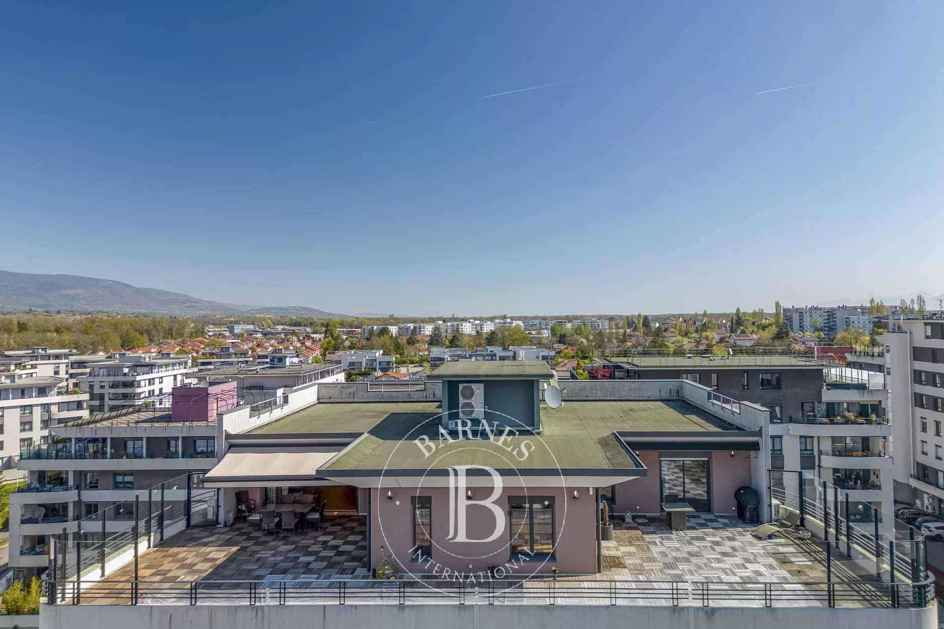 Saint-Genis-Pouilly  - Appartement 