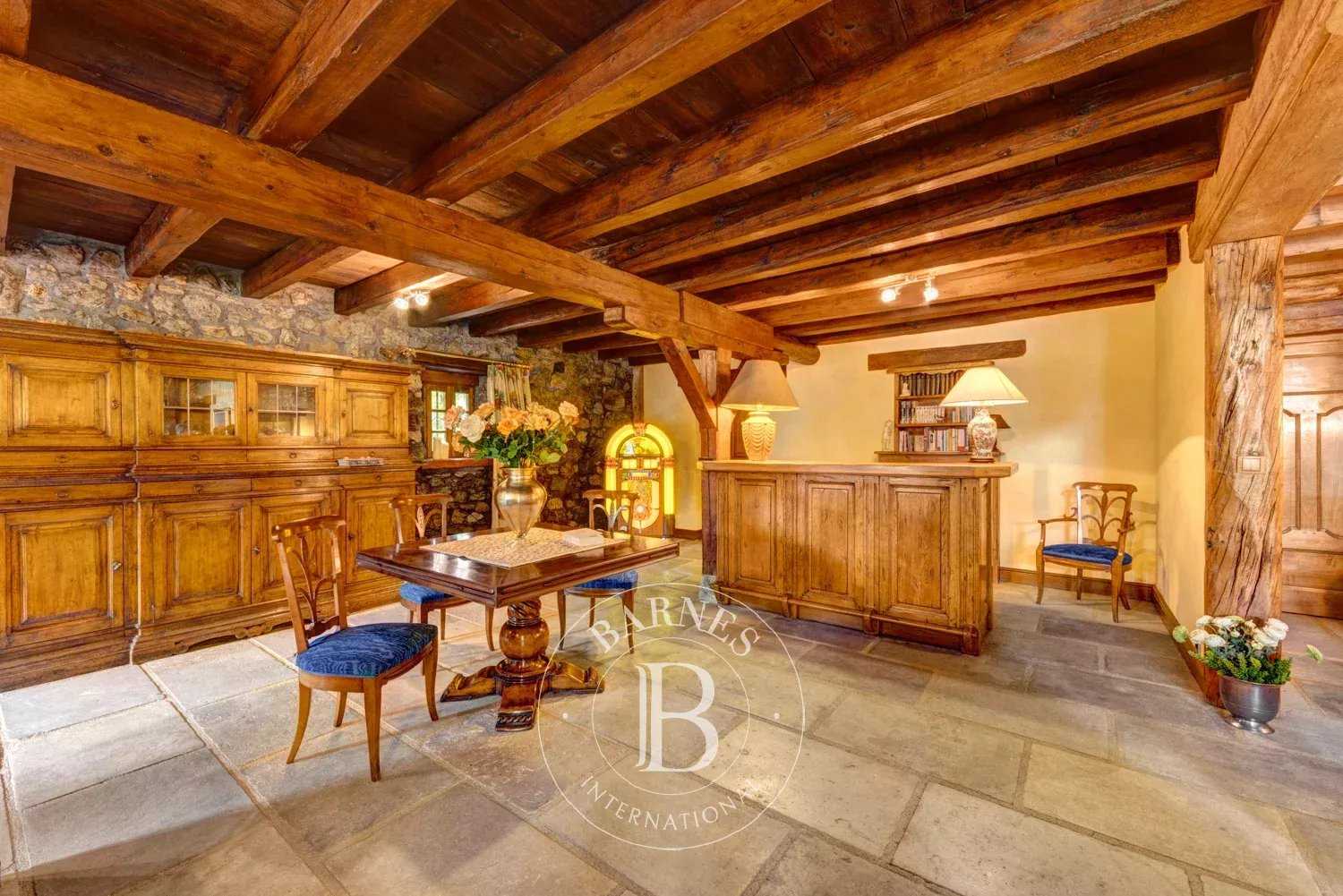 Ville-en-Sallaz  - House 5 Bedrooms