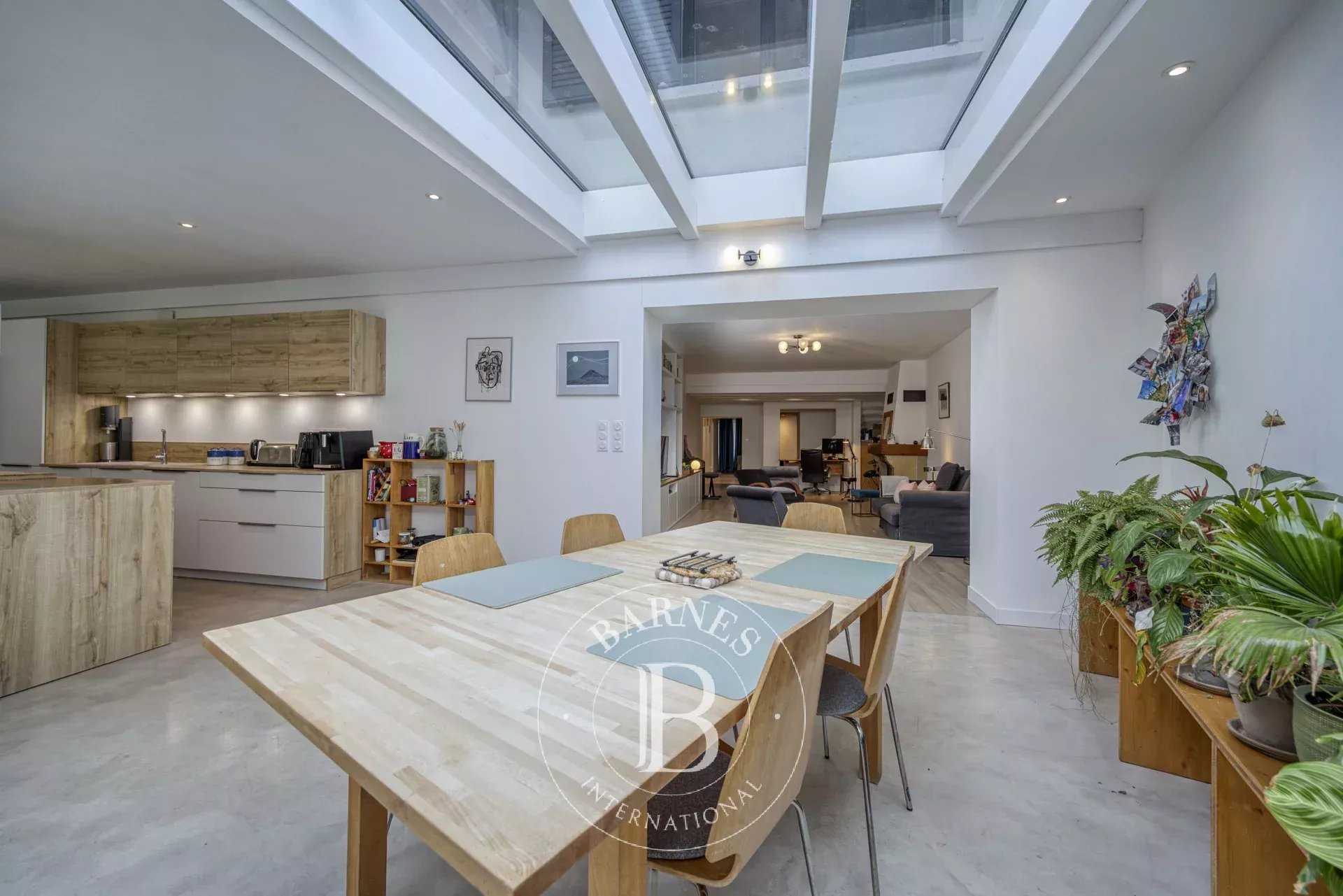 Divonne-les-Bains  - Appartement 5 Pi&egrave;ces 4 Chambres