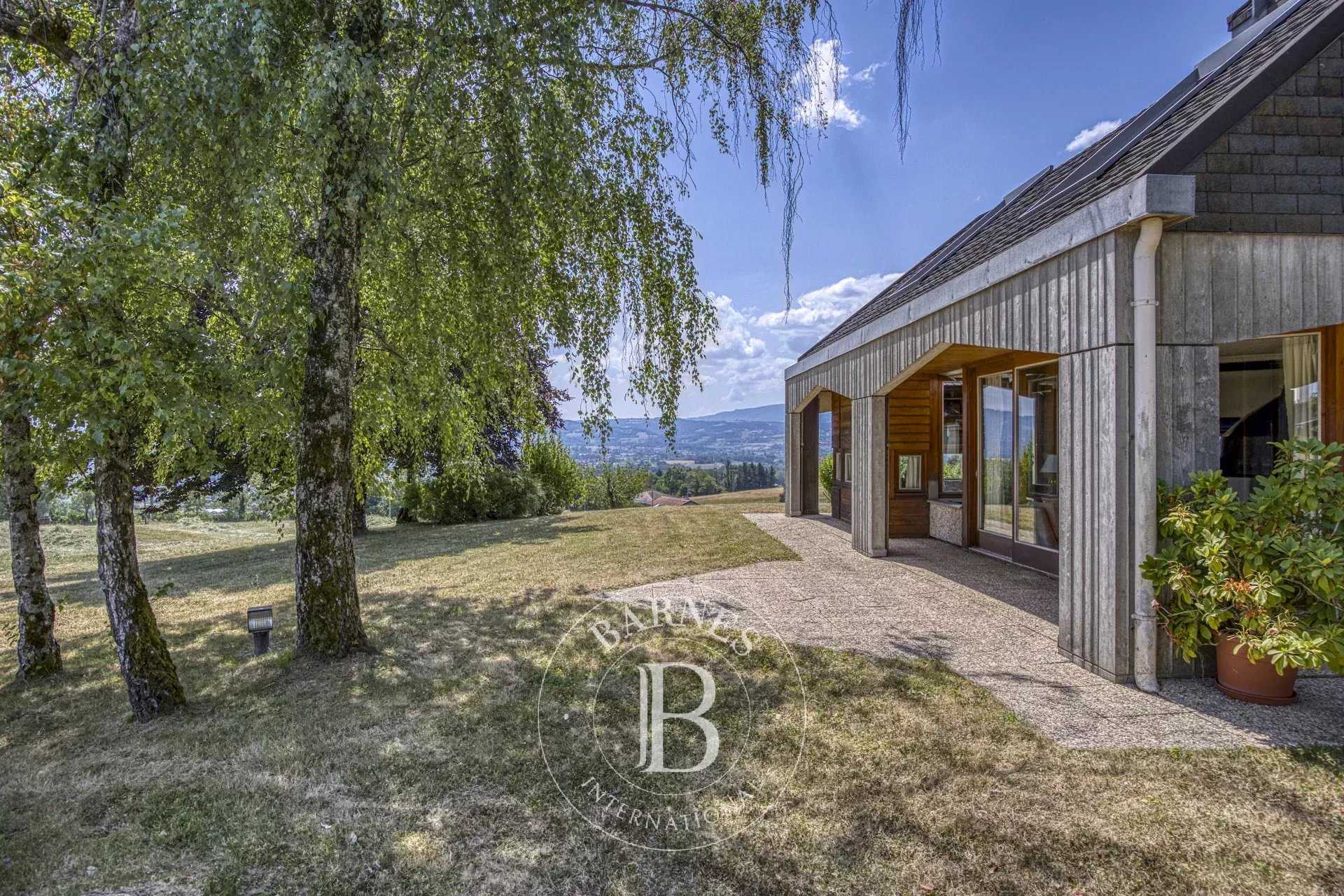 Fillinges  - Maison 8 Pi&egrave;ces 8 Chambres