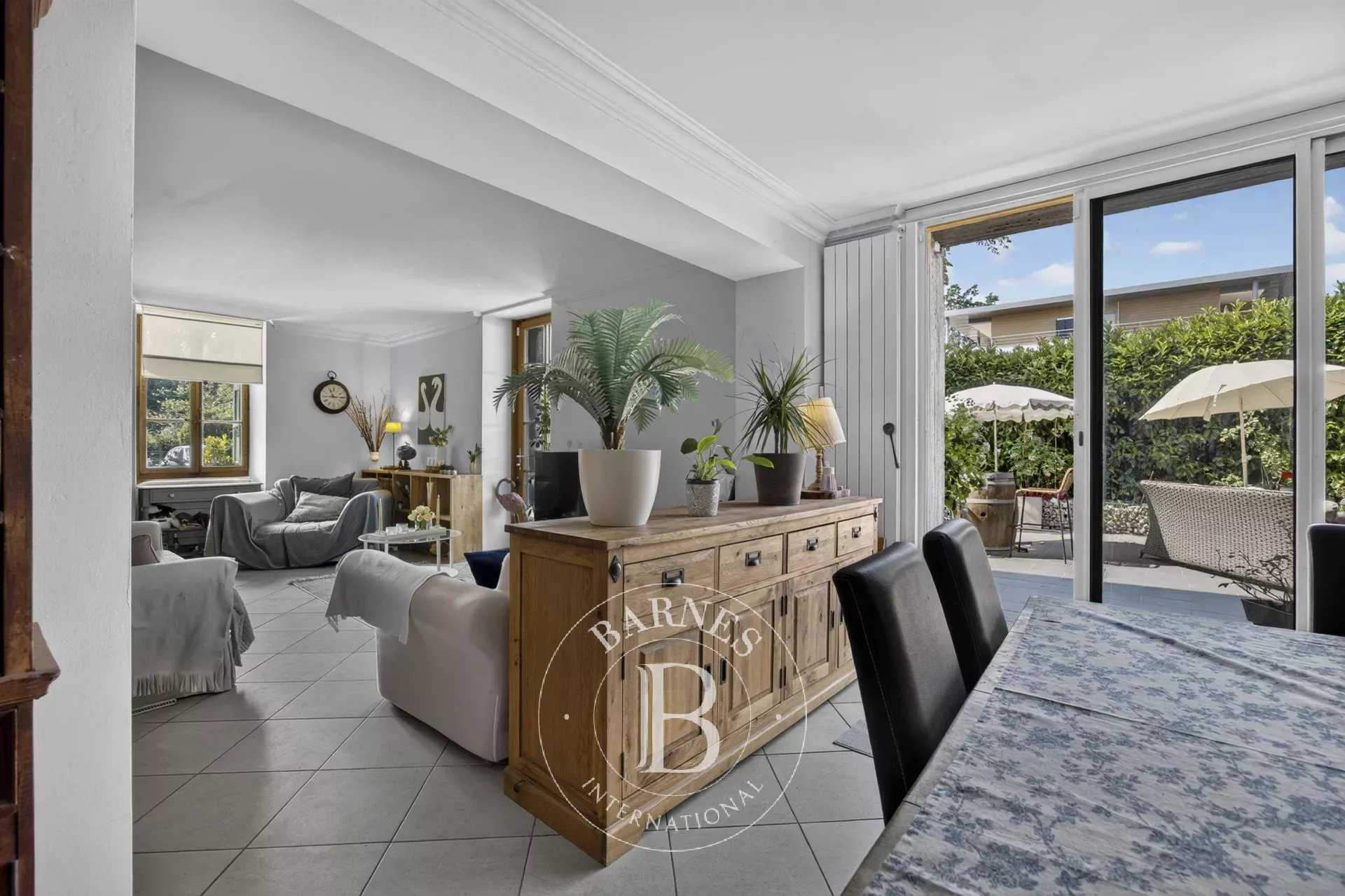 Maison de ville Divonne-les-Bains  -  ref 87175436 (picture 1)