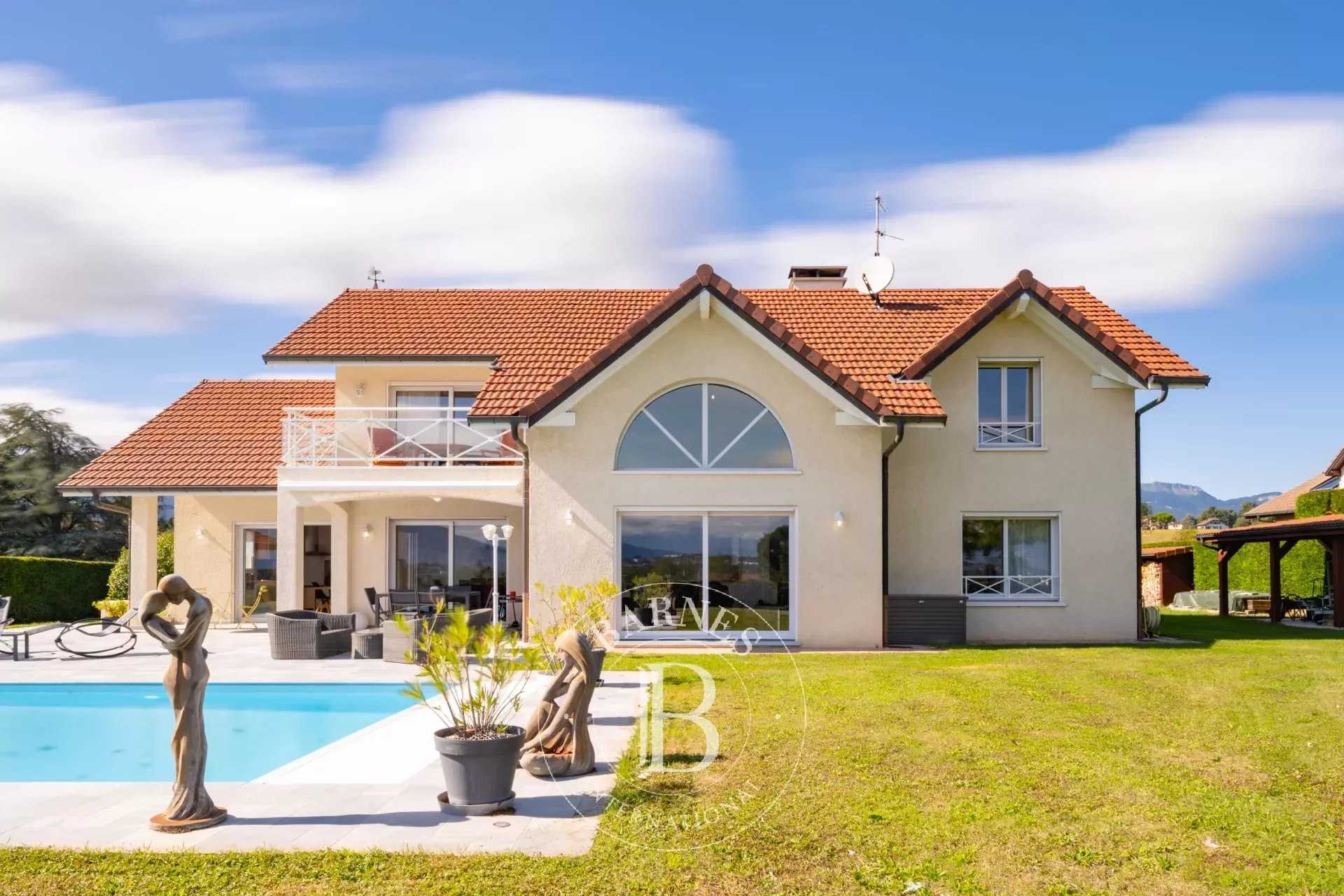 Prévessin-Moëns  - Villa 5 Pi&egrave;ces 4 Chambres