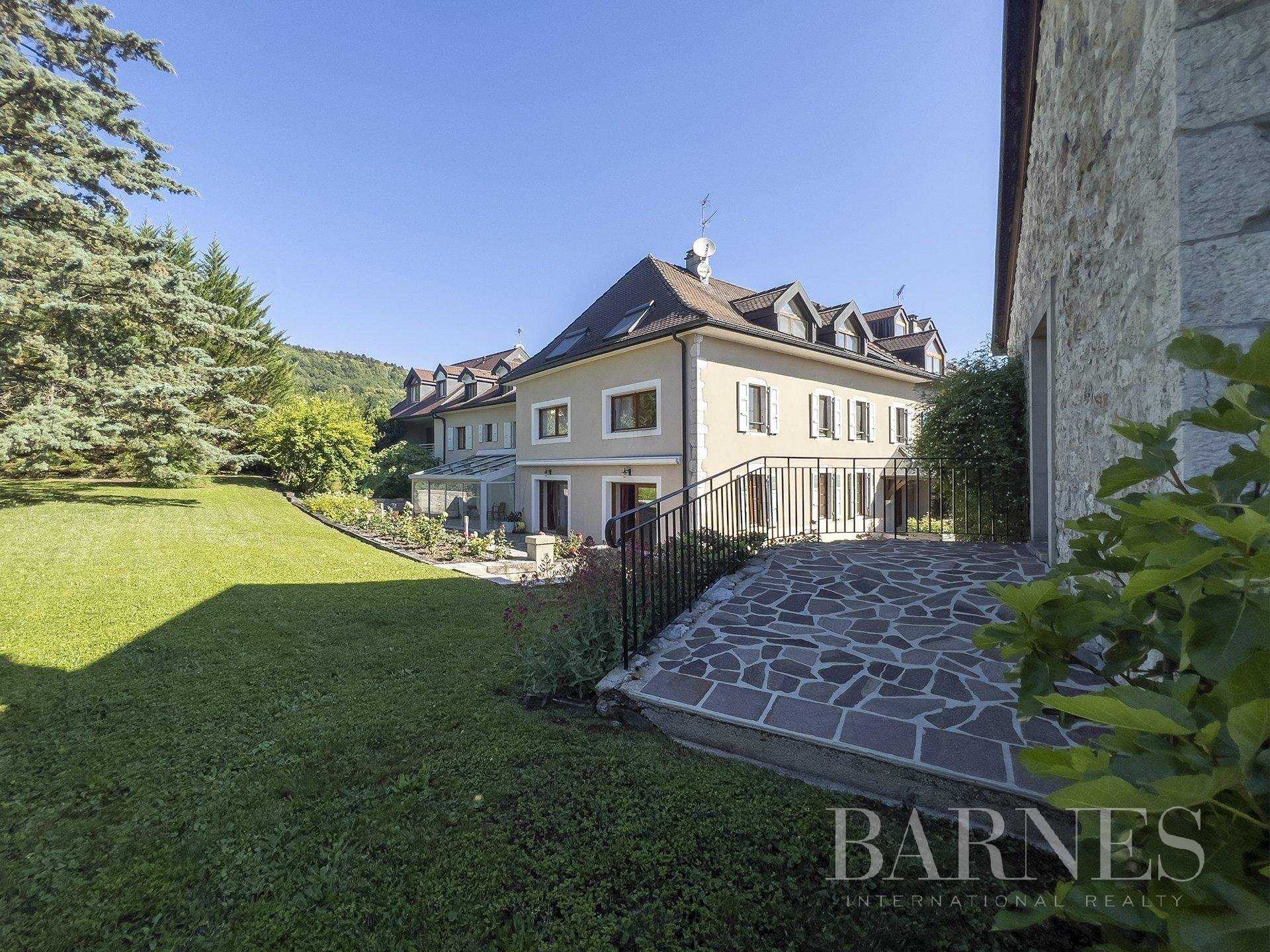 Maison de ville Divonne-les-Bains  -  ref 3604170 (picture 2)