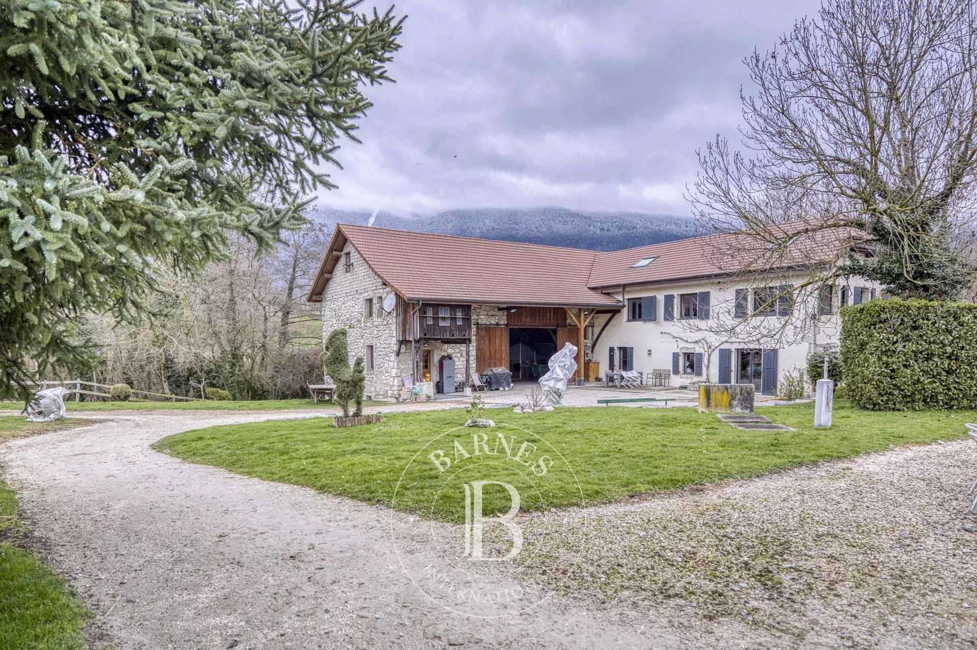 Propriété Saint-Genis-Pouilly  -  ref 85768522 (picture 1)