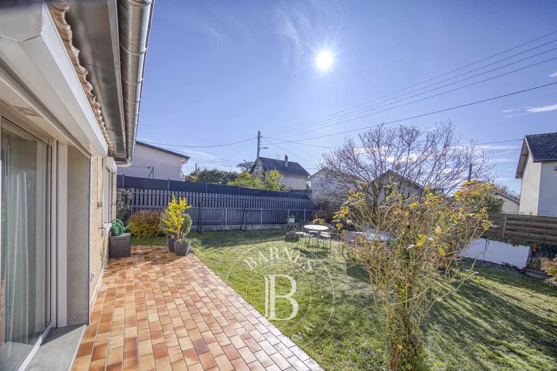 House Vétraz-Monthoux  -  ref 86437483 (picture 1)