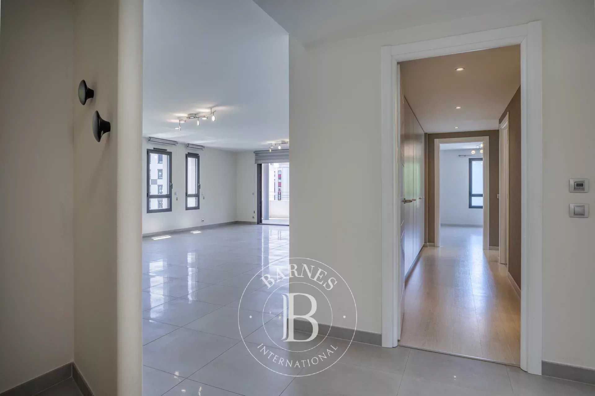 Appartement Saint-Genis-Pouilly  -  ref 85989964 (picture 1)