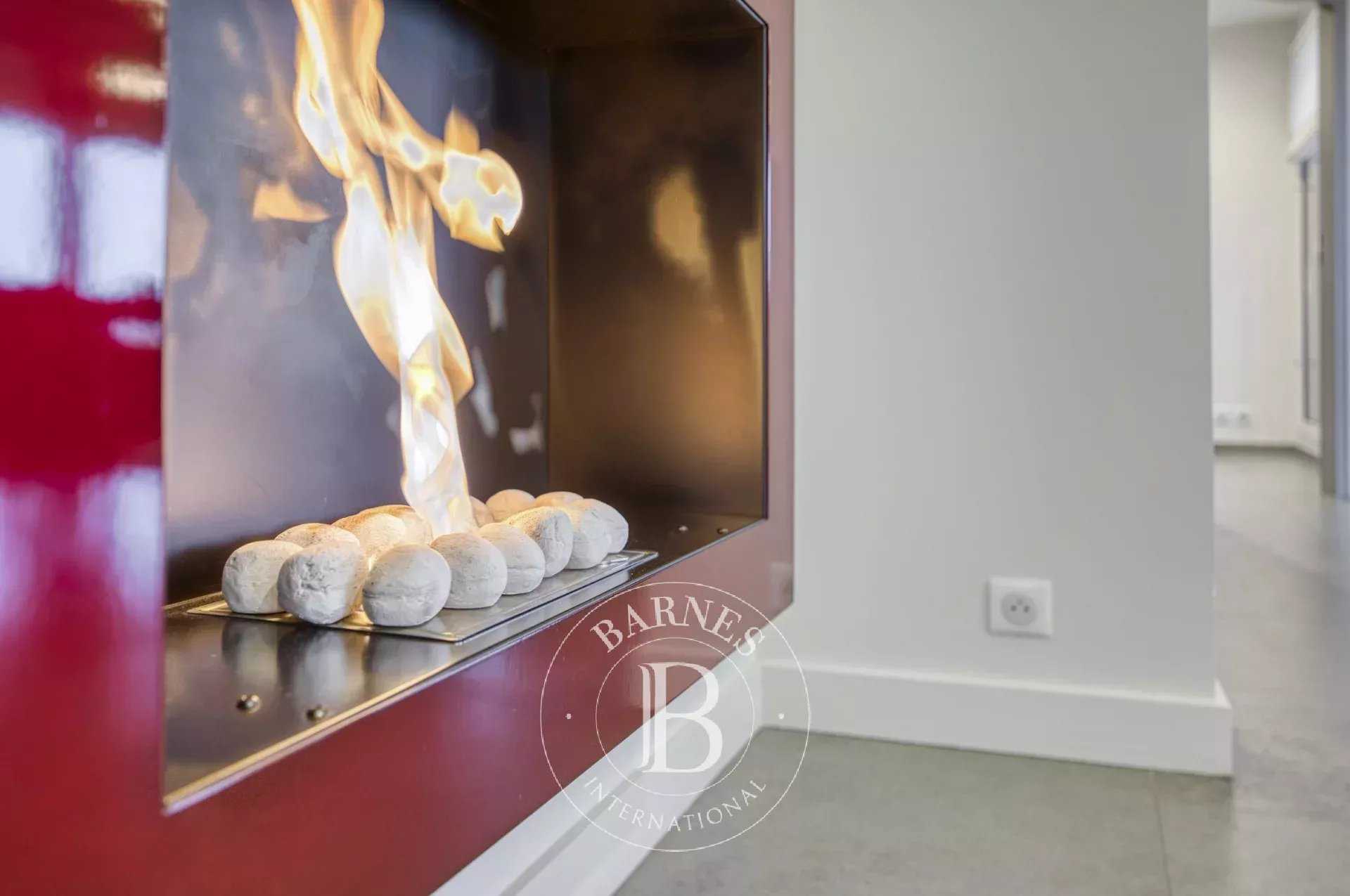 Appartement Prévessin-Moëns  -  ref 85617575 (picture 2)