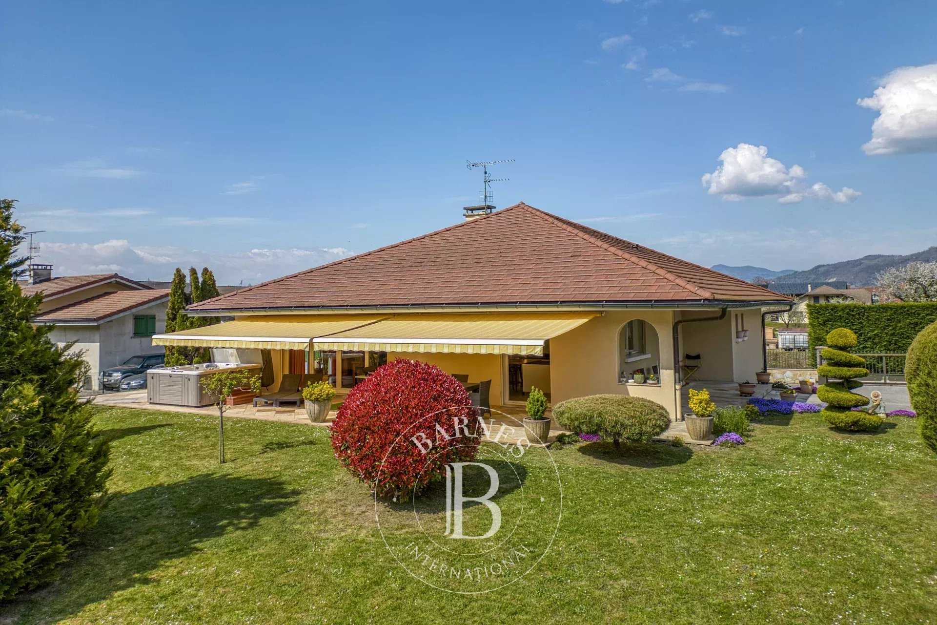 Maison Saint-Pierre-en-Faucigny  -  ref 85842231 (picture 2)