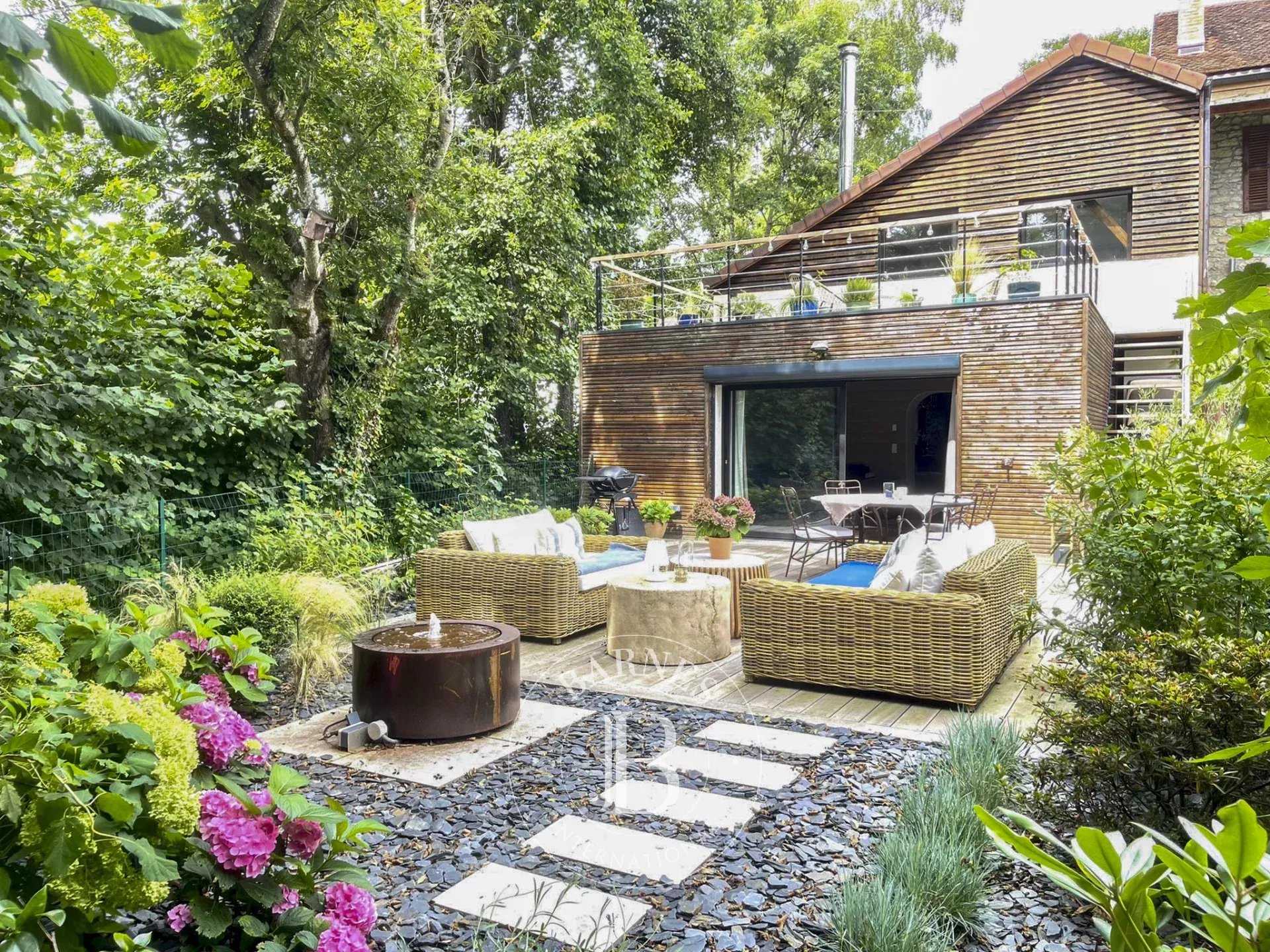 Maison de village Prévessin-Moëns  -  ref 86405036 (picture 1)