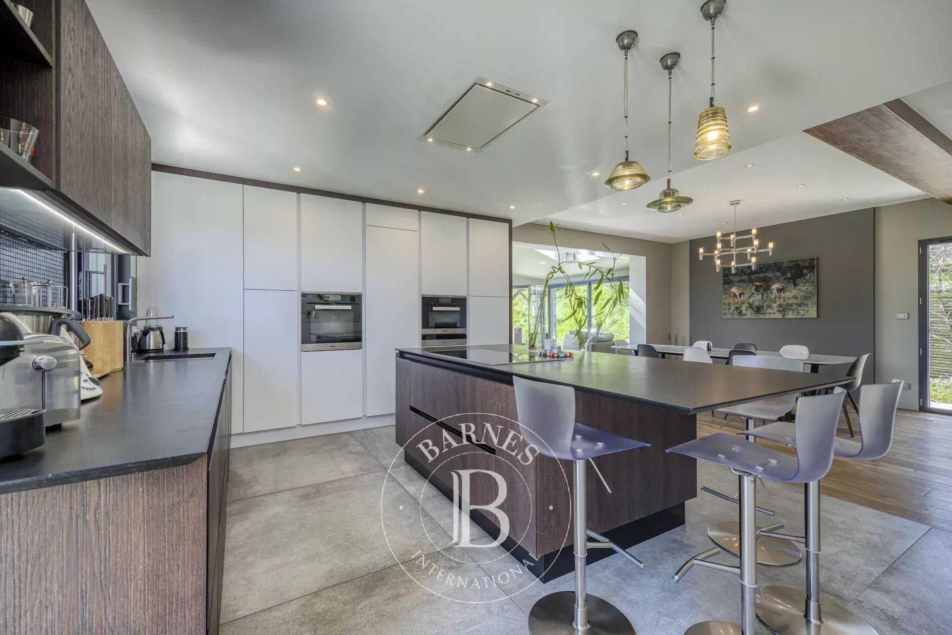 Villa Thoiry  -  ref 85795614 (picture 2)