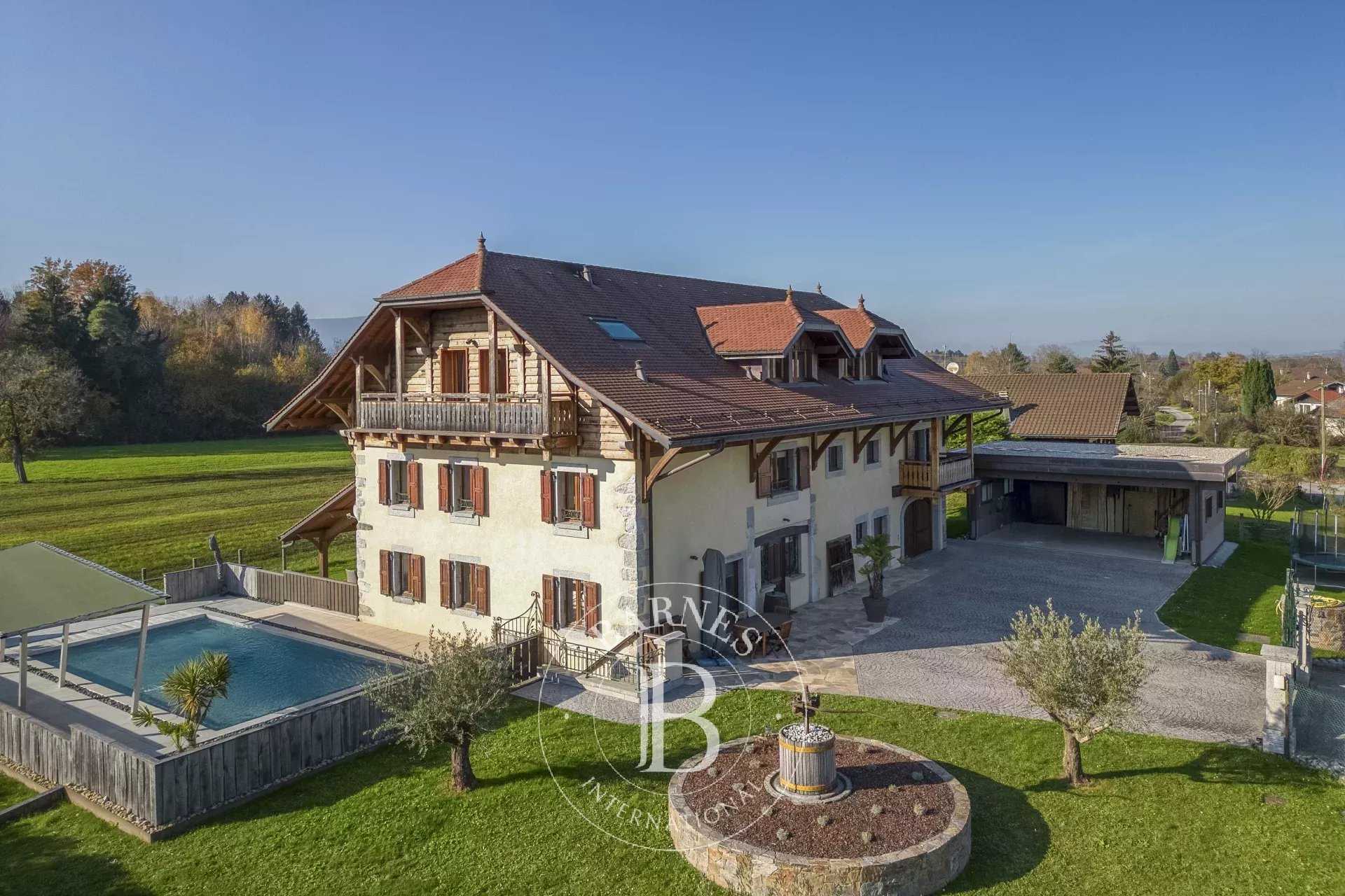 Maison Arenthon  -  ref 85492872 (picture 1)