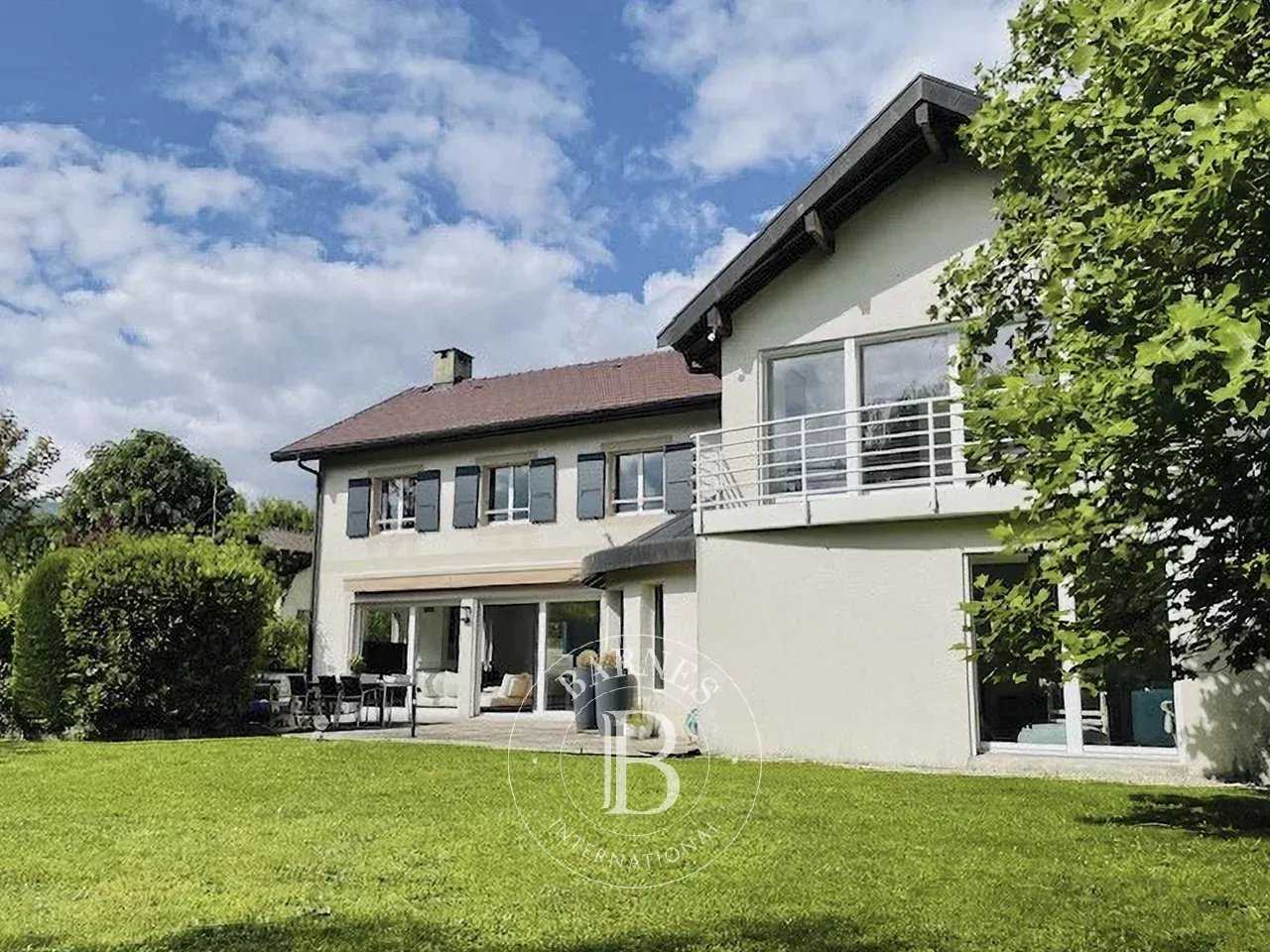 Villa Divonne-les-Bains  -  ref 85972784 (picture 1)