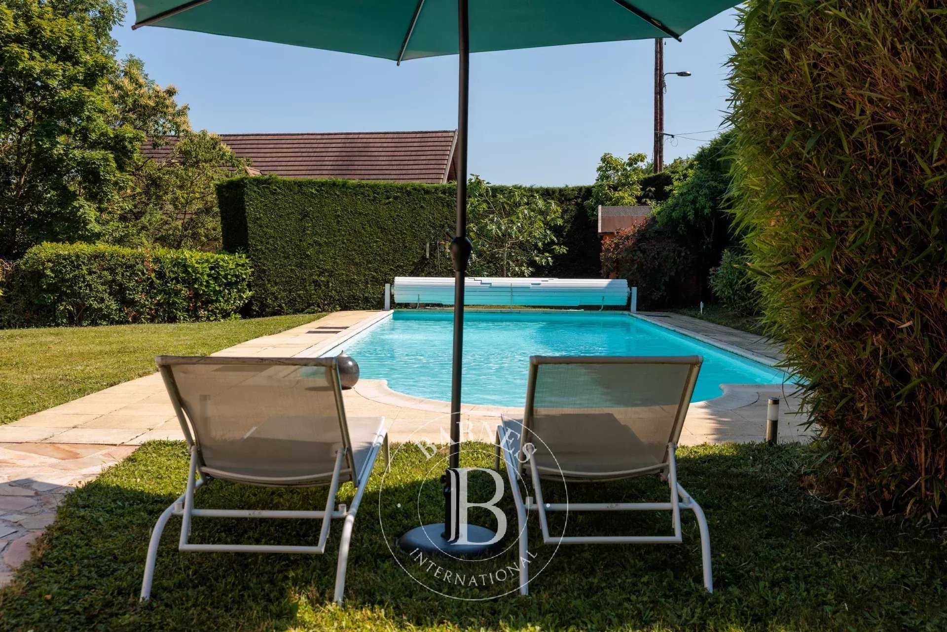 Villa Divonne-les-Bains  -  ref 86045465 (picture 2)