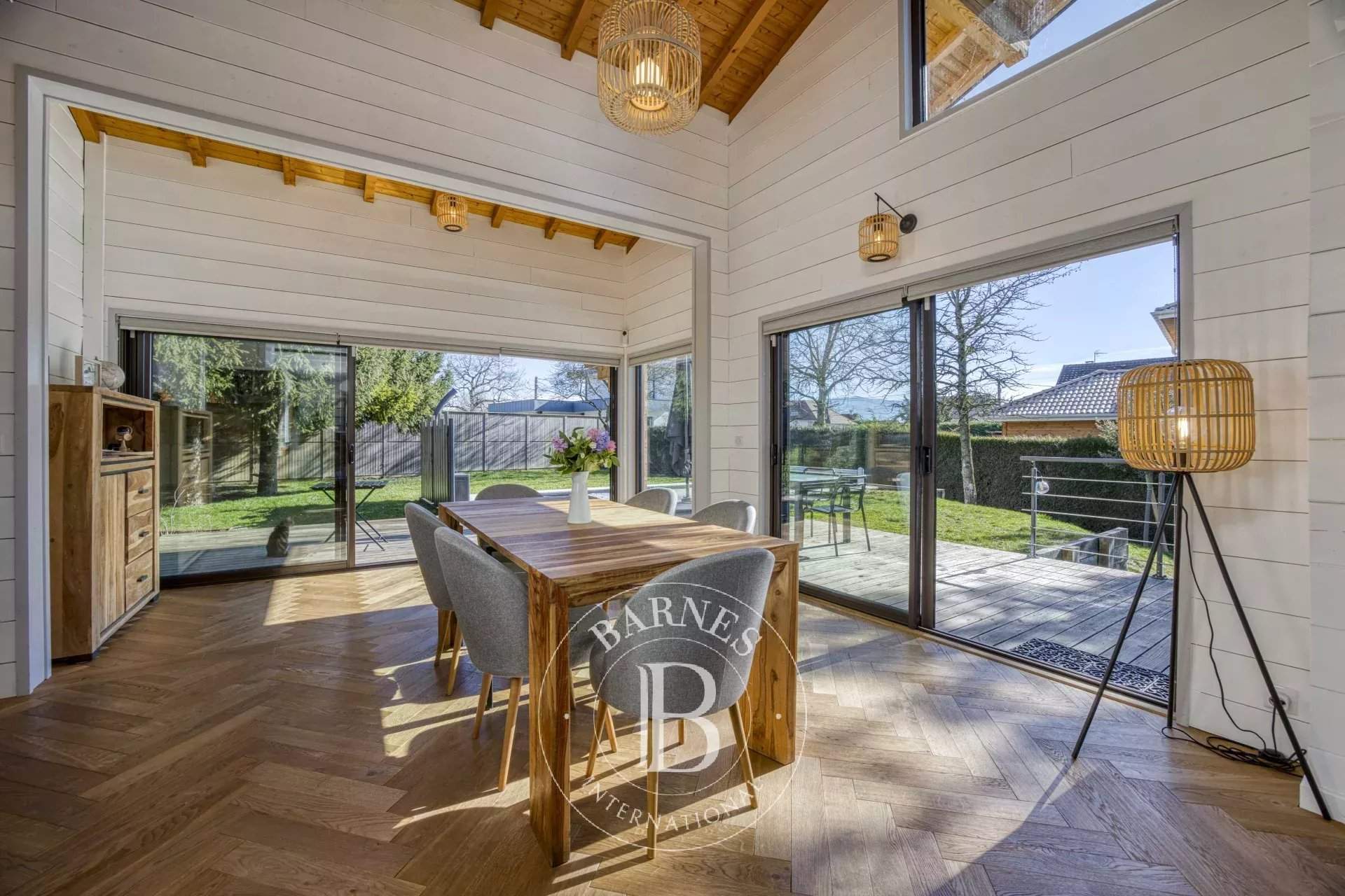 Vétraz-Monthoux  - Chalet 7 Pi&egrave;ces 5 Chambres - picture 4