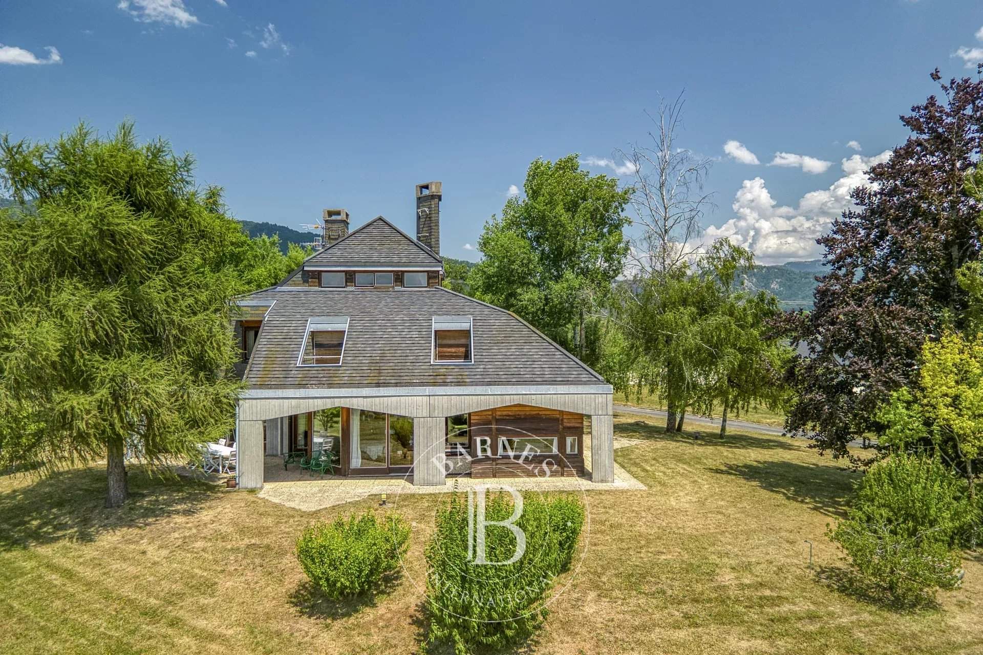 Fillinges  - Maison 8 Pi&egrave;ces 8 Chambres - picture 1