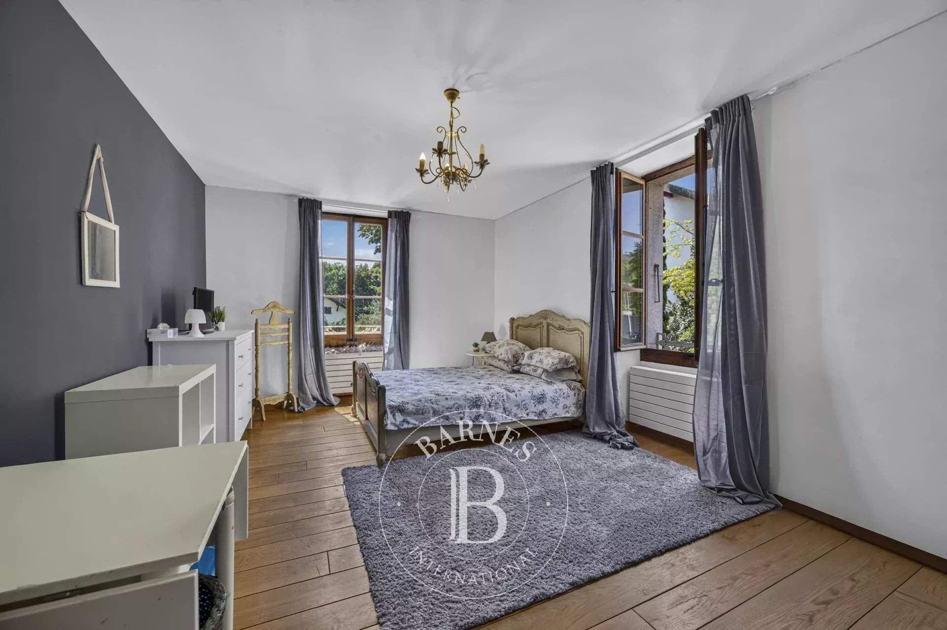 Divonne-les-Bains  - Maison de ville 10 Pi&egrave;ces 4 Chambres - picture 16