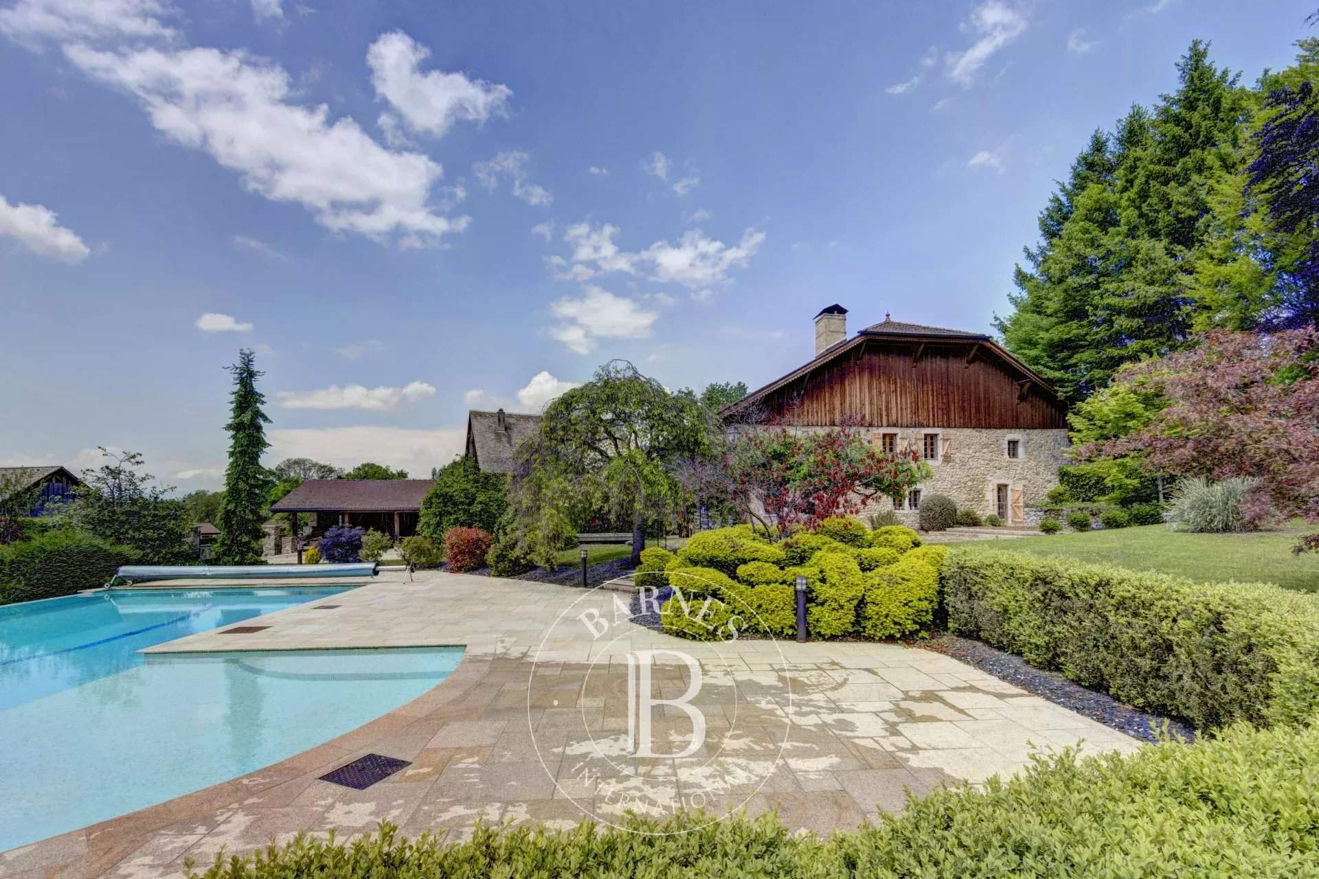 Ville-en-Sallaz  - House 5 Bedrooms - picture 1