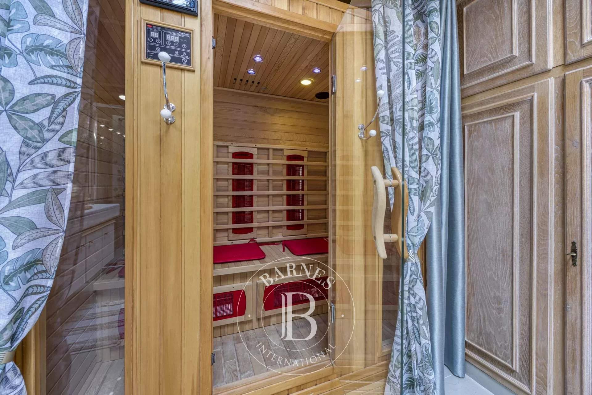 Cranves-Sales  - House 4 Bedrooms - picture 16