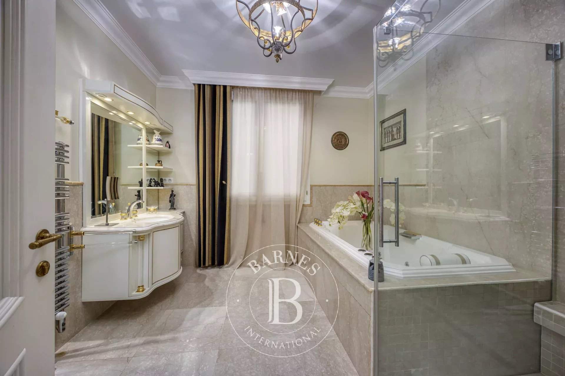 Divonne-les-Bains  - Property 6 Bedrooms - picture 20