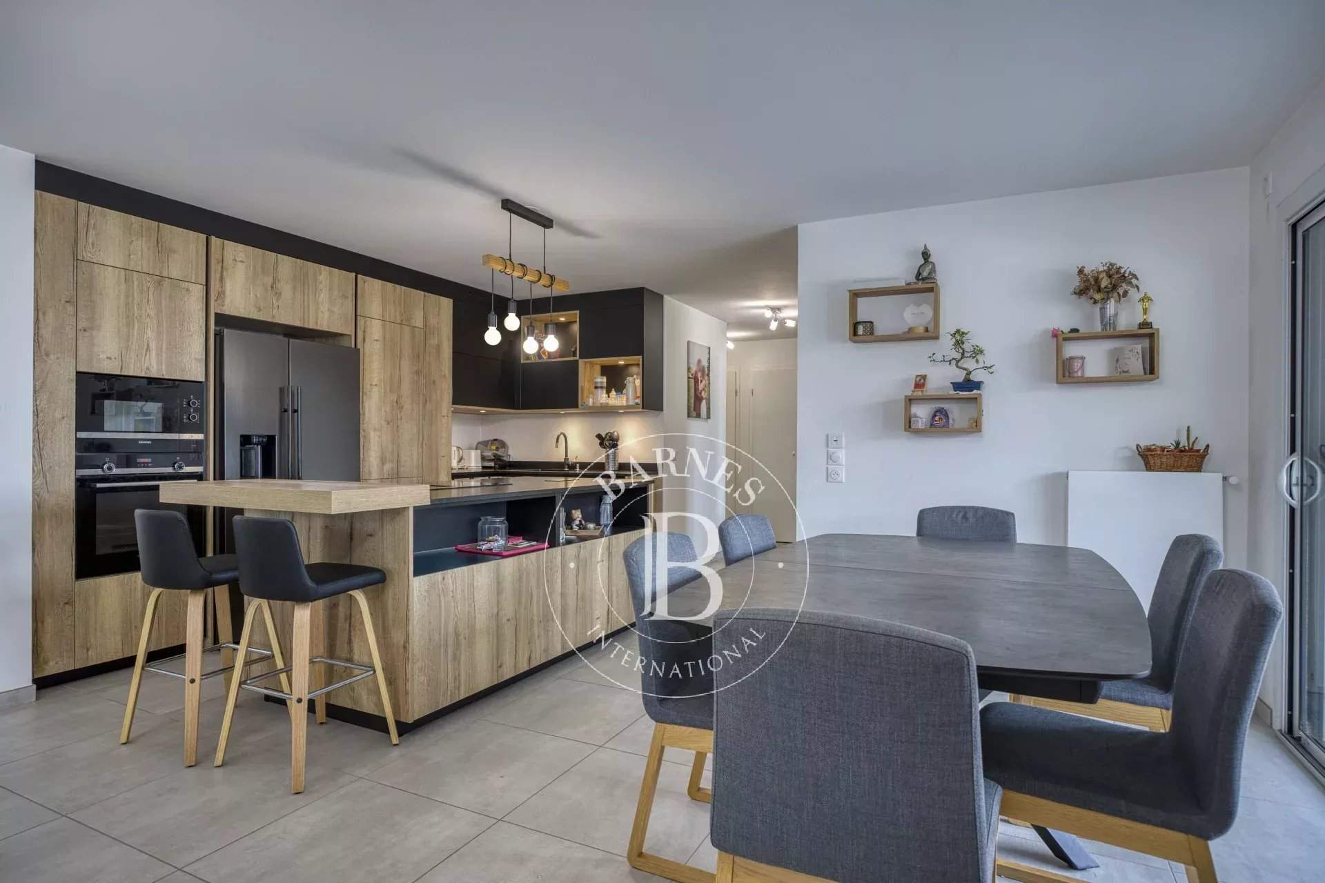 Collonges-sous-Salève  - Appartement 4 Pi&egrave;ces 3 Chambres - picture 1