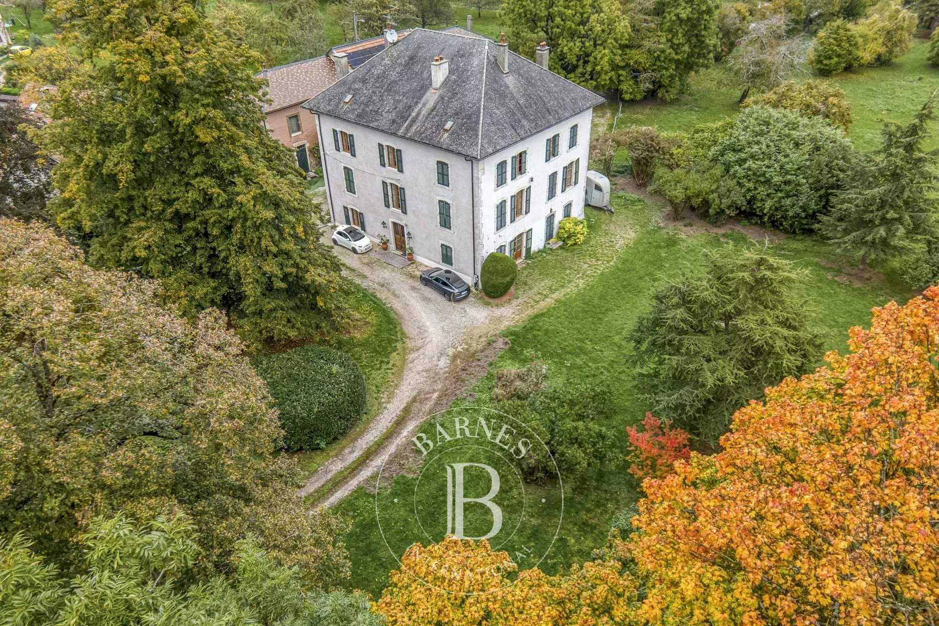 Ornex  - House 5 Bedrooms - picture 2