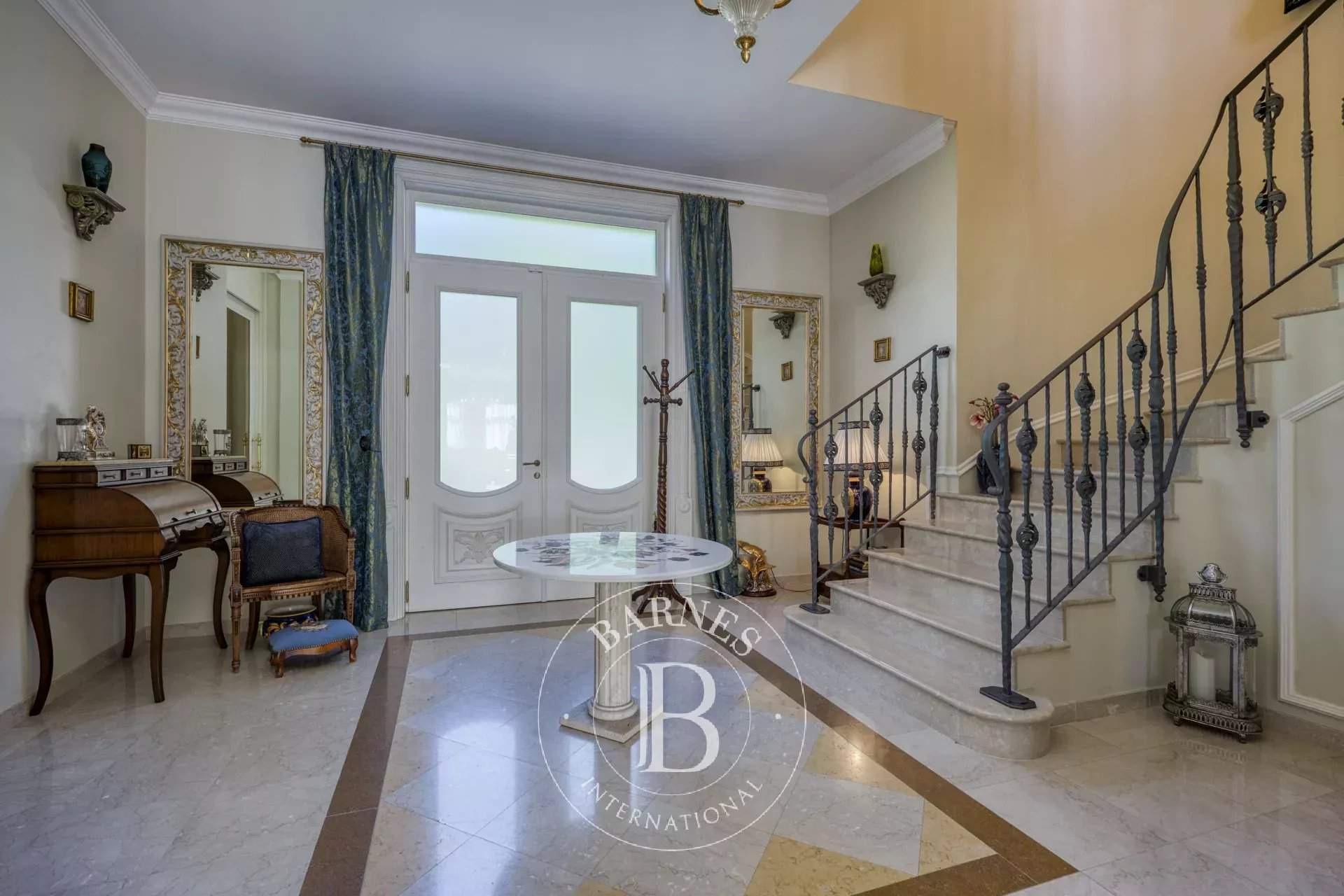 Divonne-les-Bains  - Property 6 Bedrooms - picture 7