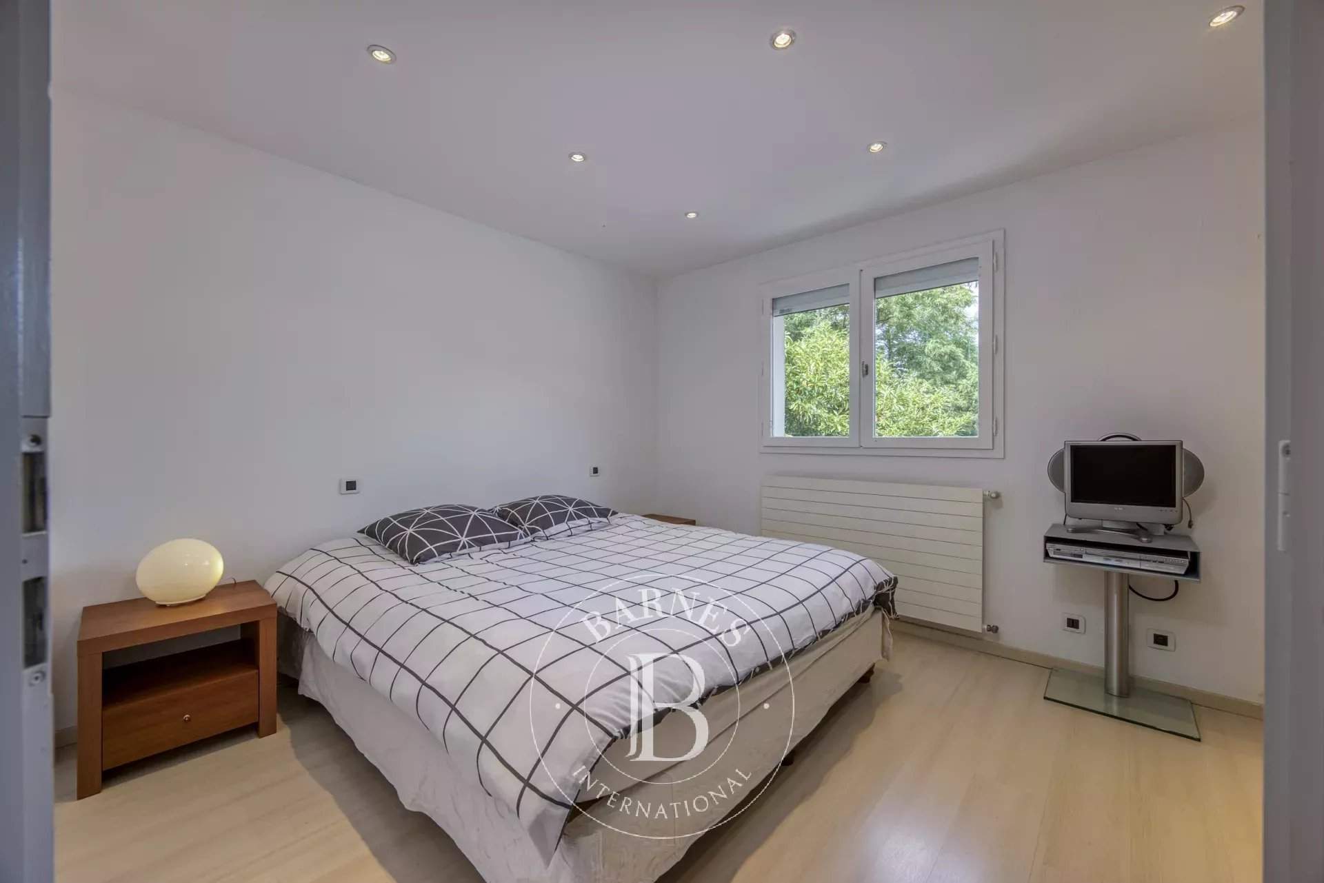 Étrembières  - House 7 Bedrooms - picture 19