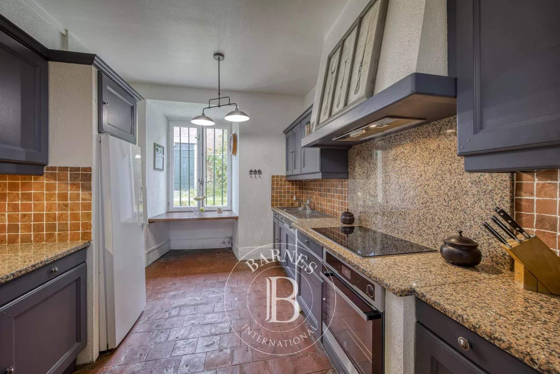 Ornex  - House 5 Bedrooms - picture 10