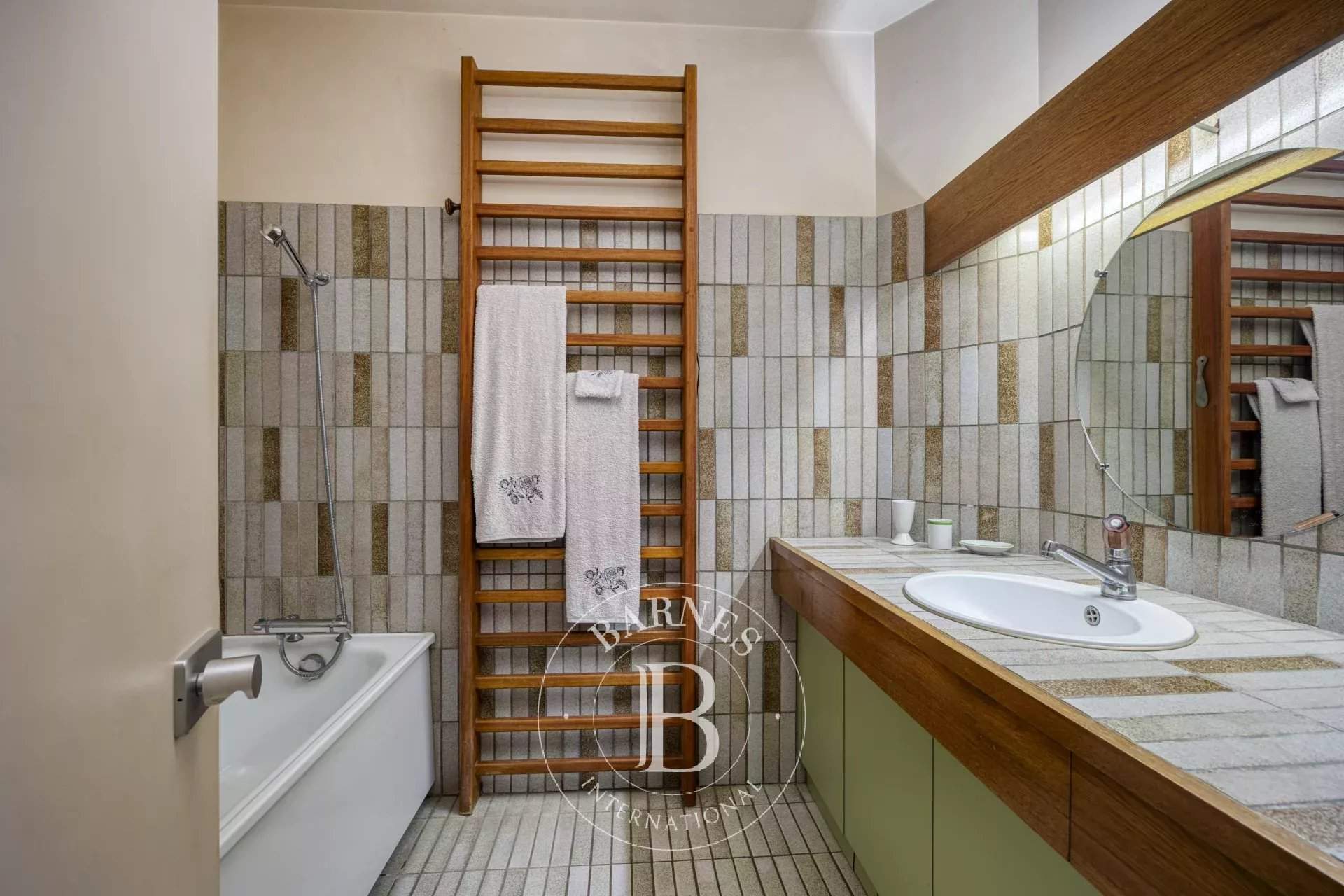 Fillinges  - Maison 8 Pi&egrave;ces 8 Chambres - picture 18