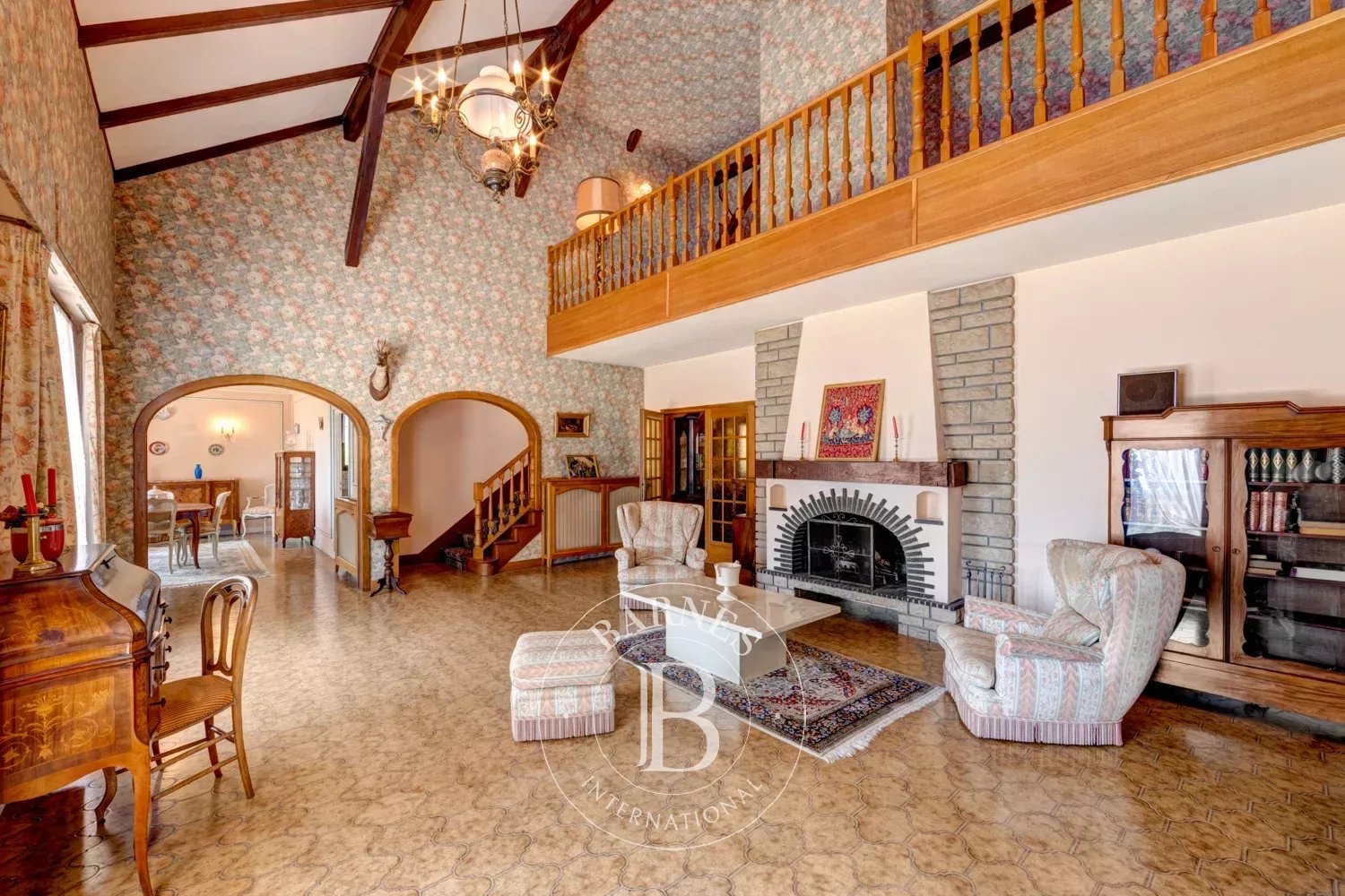 Divonne-les-Bains  - Villa 7 Pi&egrave;ces 5 Chambres - picture 3