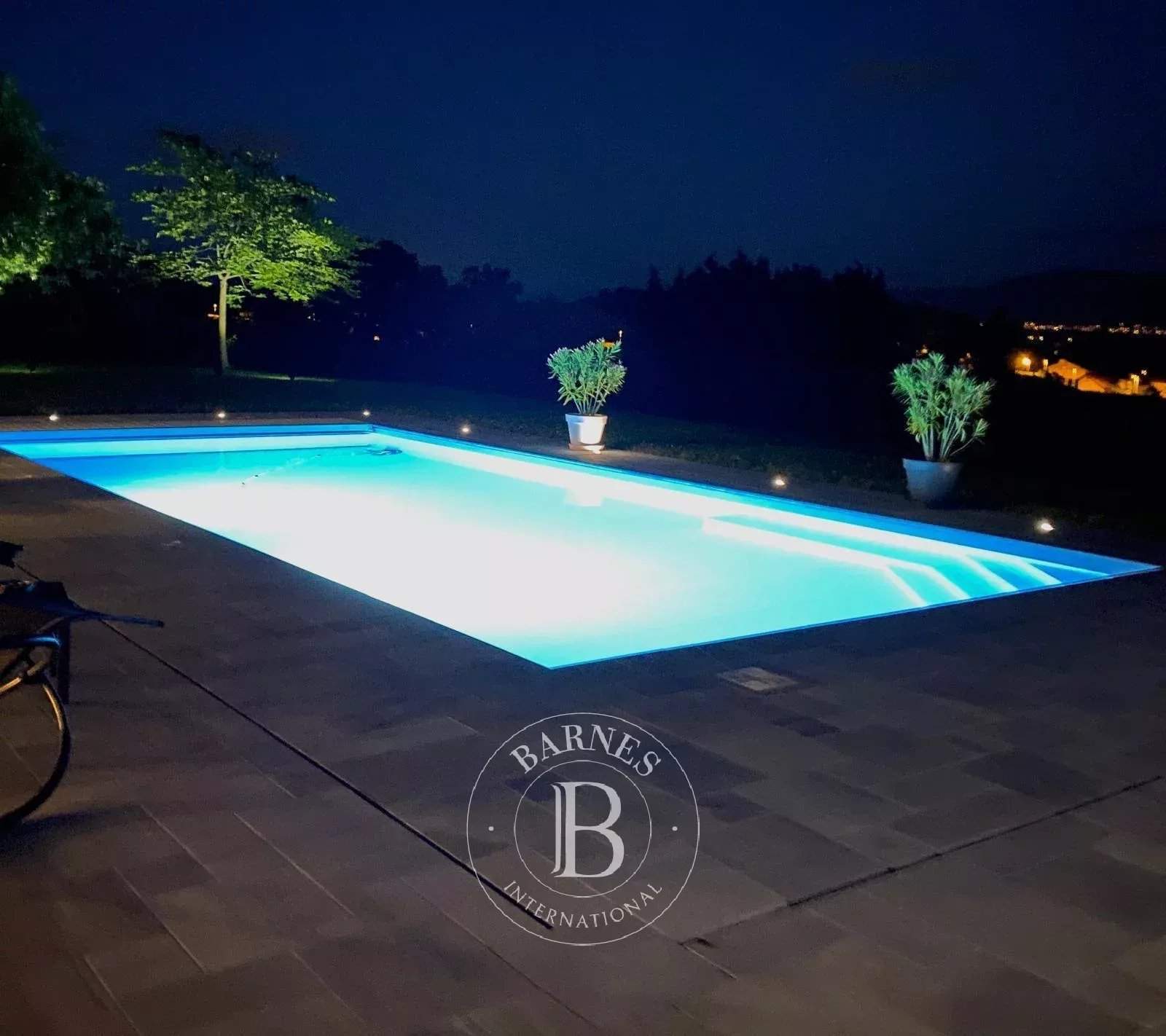 Prévessin-Moëns  - Villa 5 Pi&egrave;ces 4 Chambres - picture 9