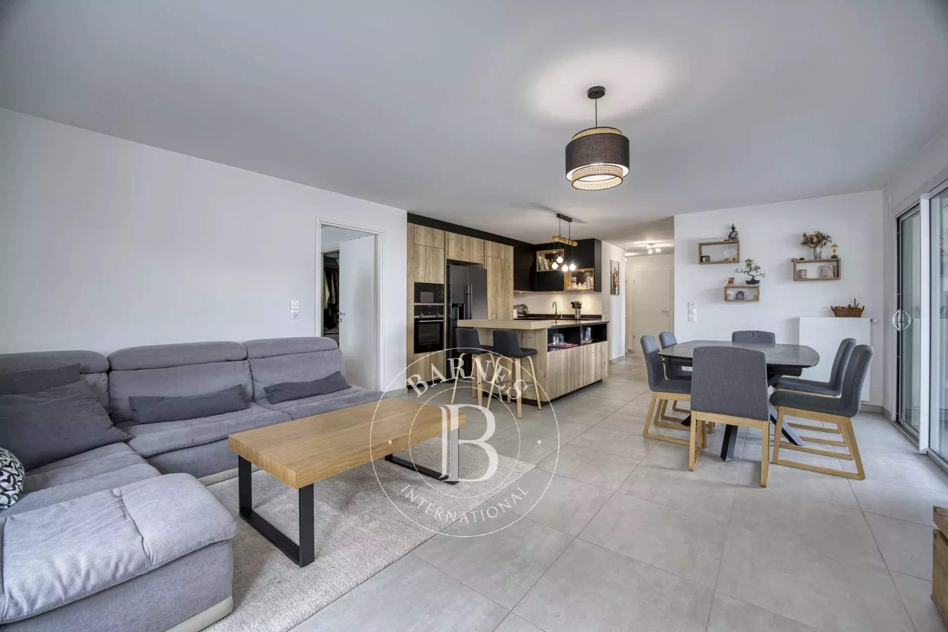 Collonges-sous-Salève  - Appartement 4 Pi&egrave;ces 3 Chambres - picture 2