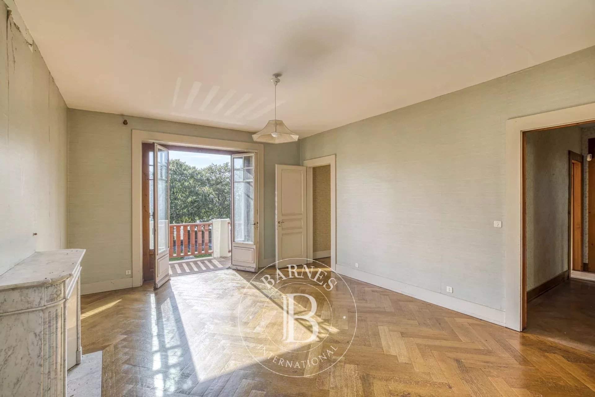 Divonne-les-Bains  - Maison de ville 10 Pièces 7 Chambres - picture 11